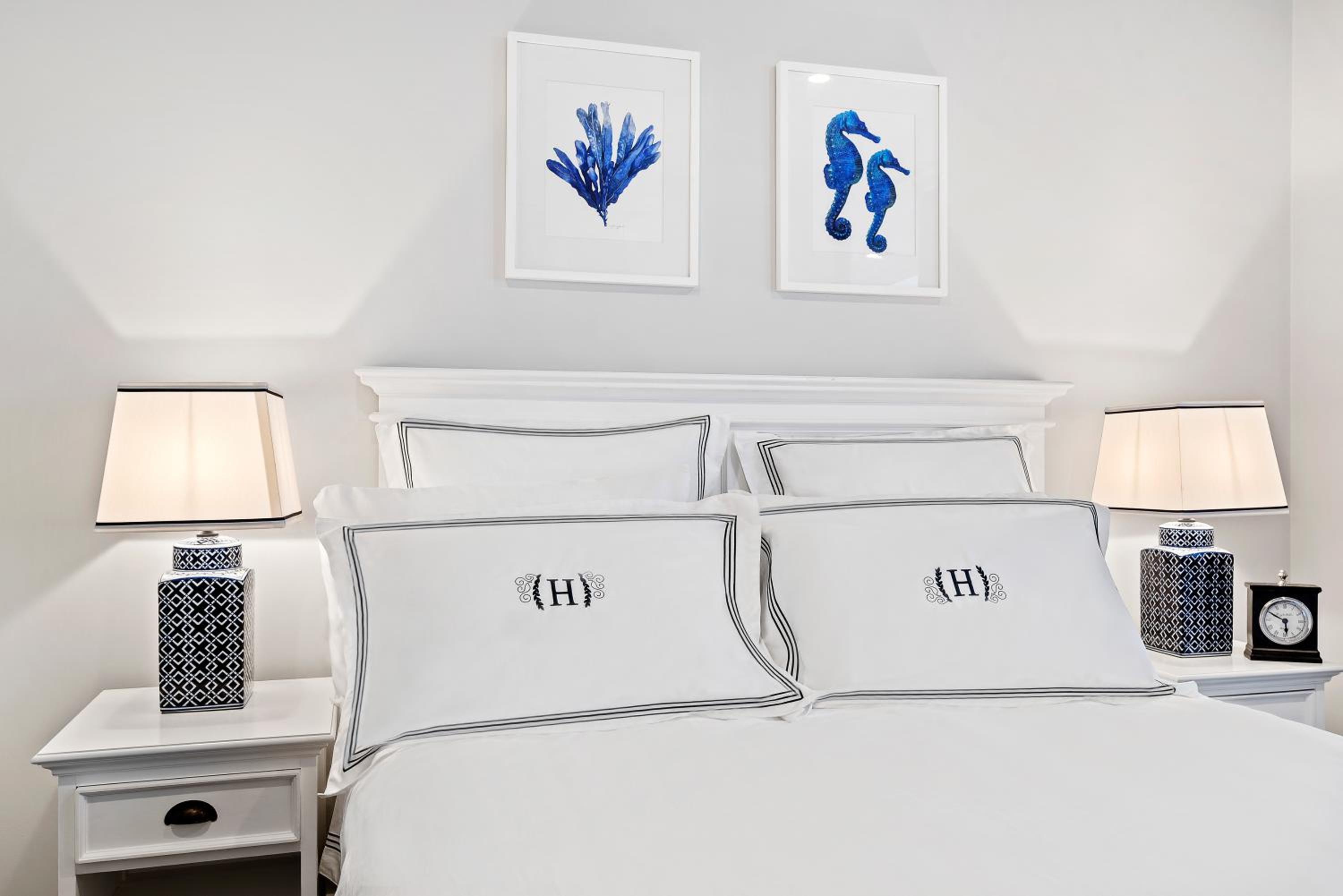 2-Bedroom Deluxe Apartment thumbnail 6