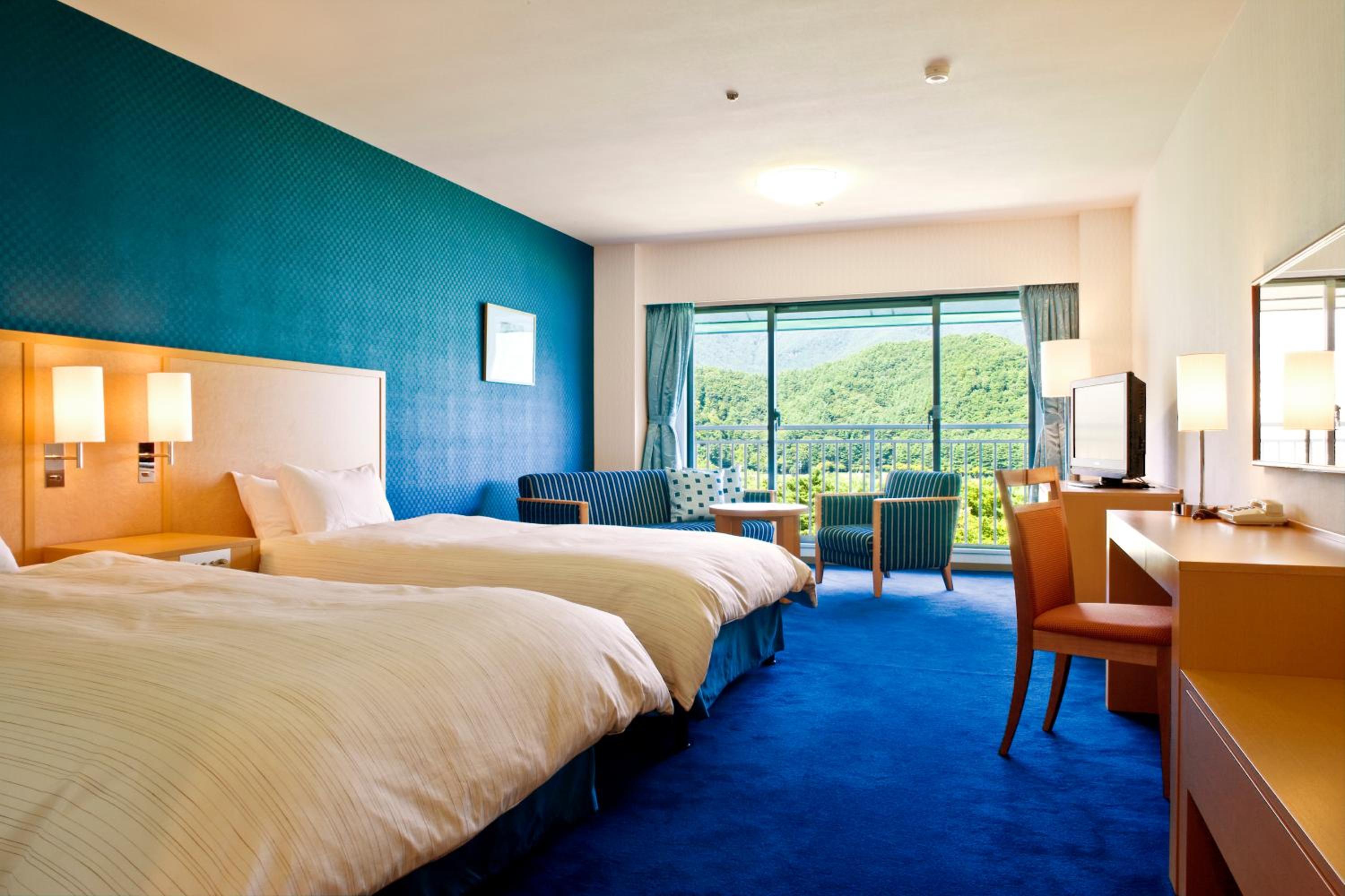 Moderate Twin Room with Garden View