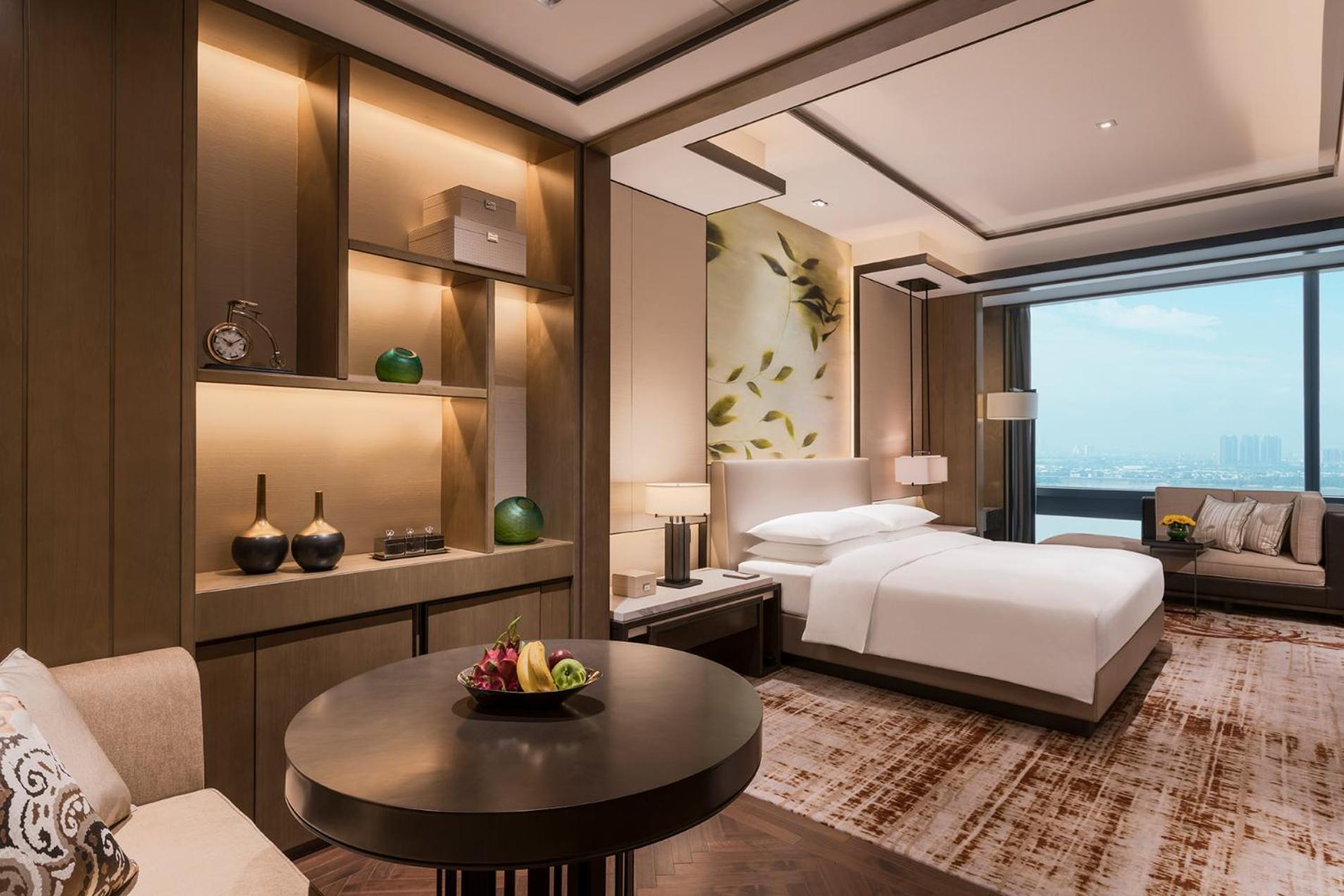Executive King Suite