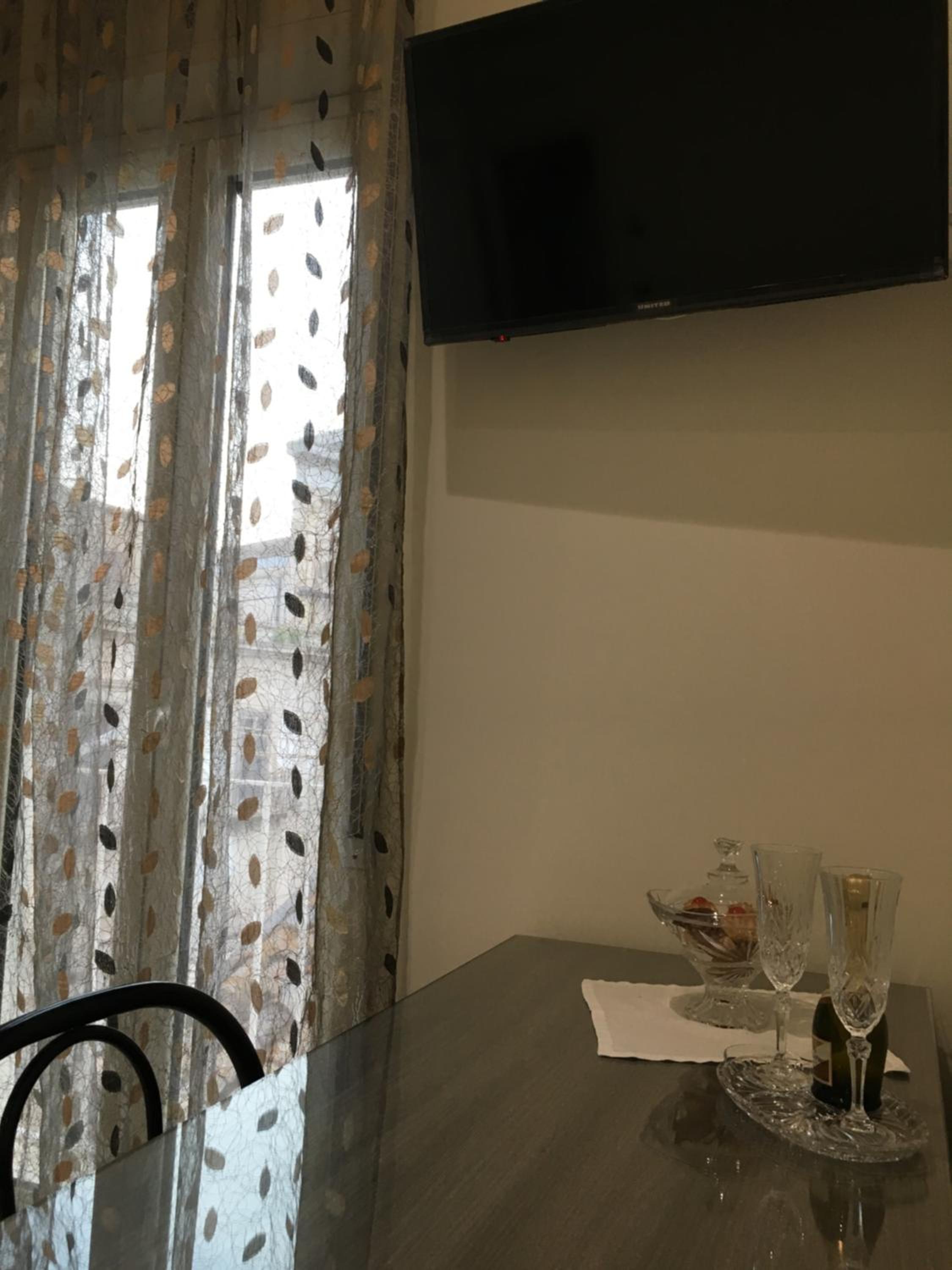 Deluxe Double Room with Balcony photo 2