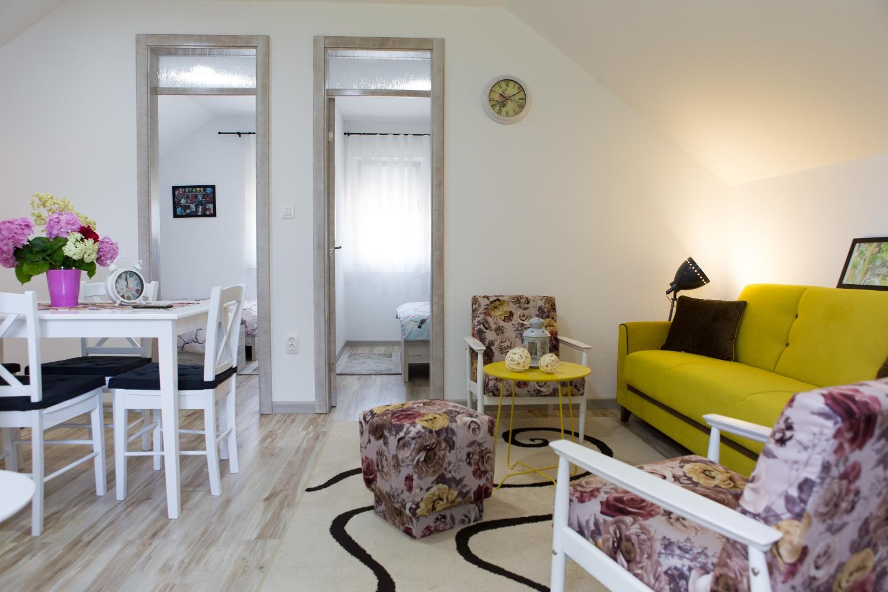 Two-Bedroom Apartment - Photo 28