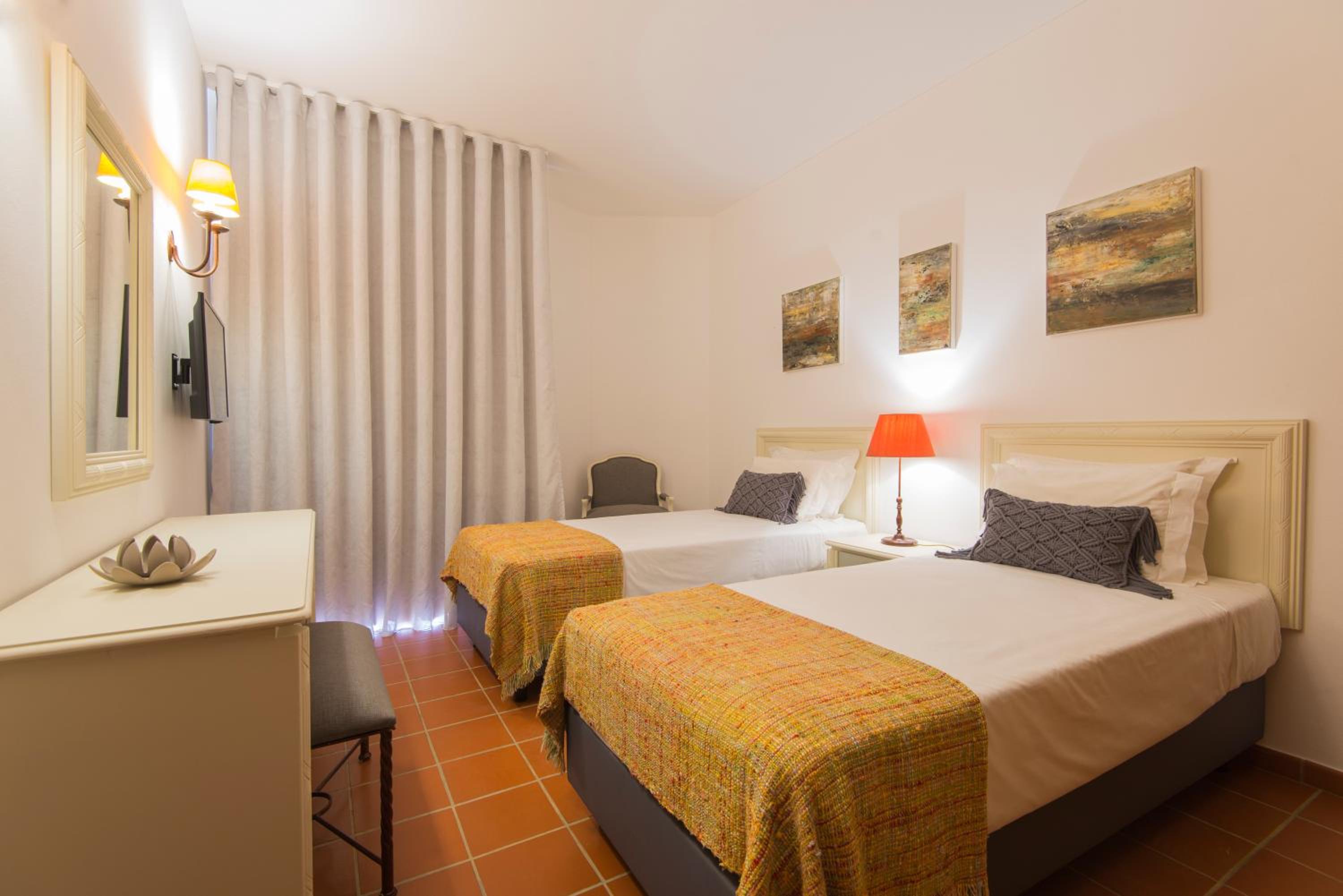Superior Double or Twin Room with Lake View