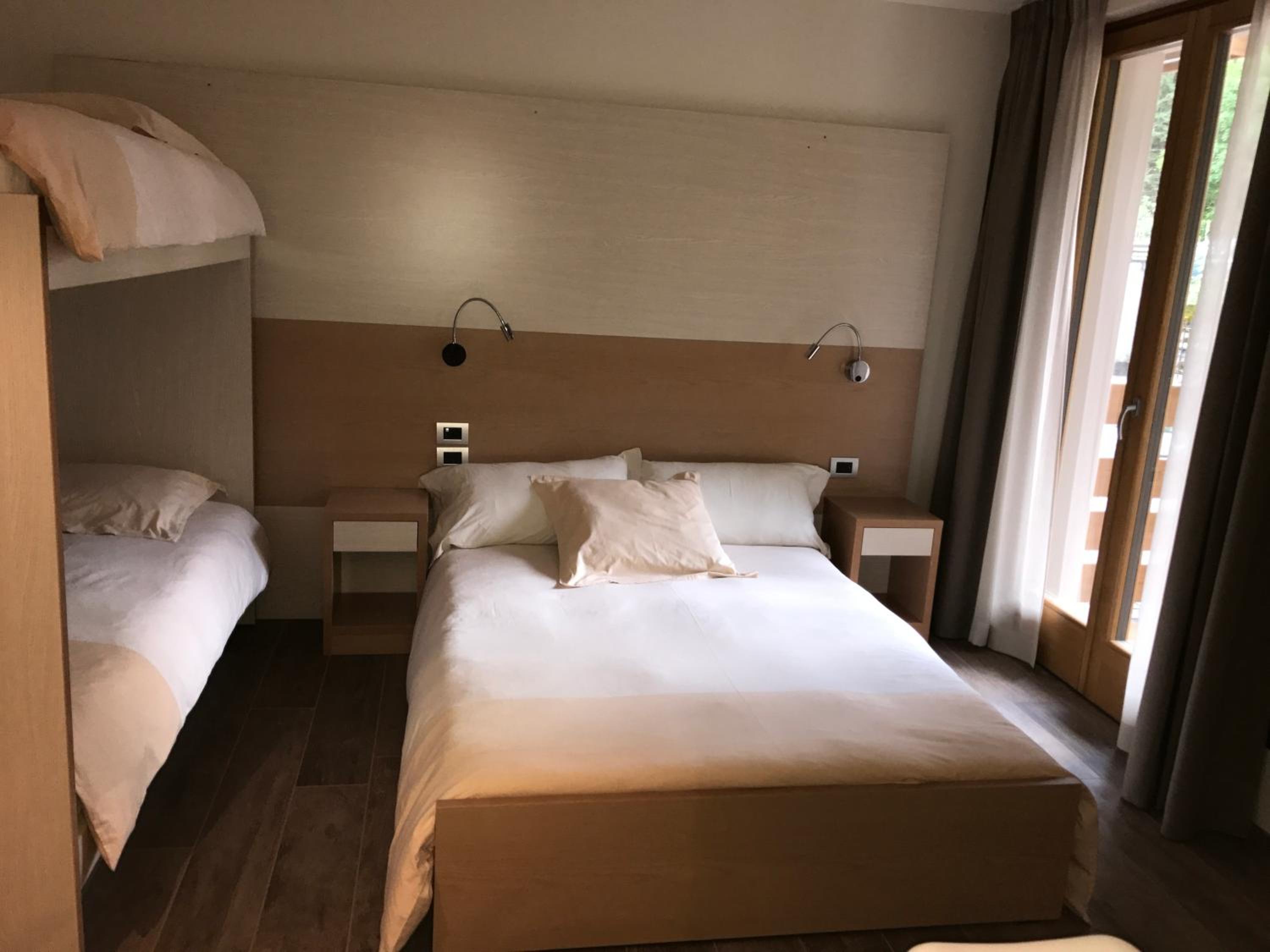 Superior Triple Room - Photo 1