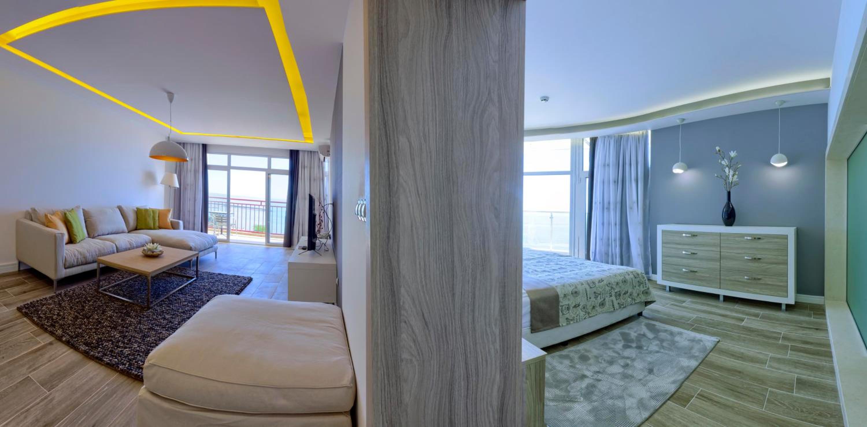 Deluxe Apartment with Sea View and Balcony photo 2