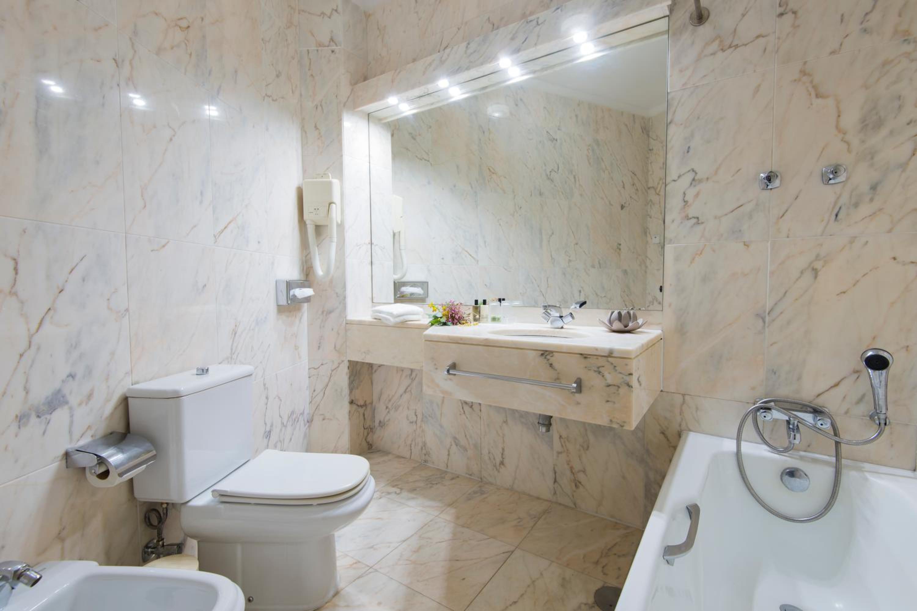 Superior Double or Twin Room with Mountain View photo 2