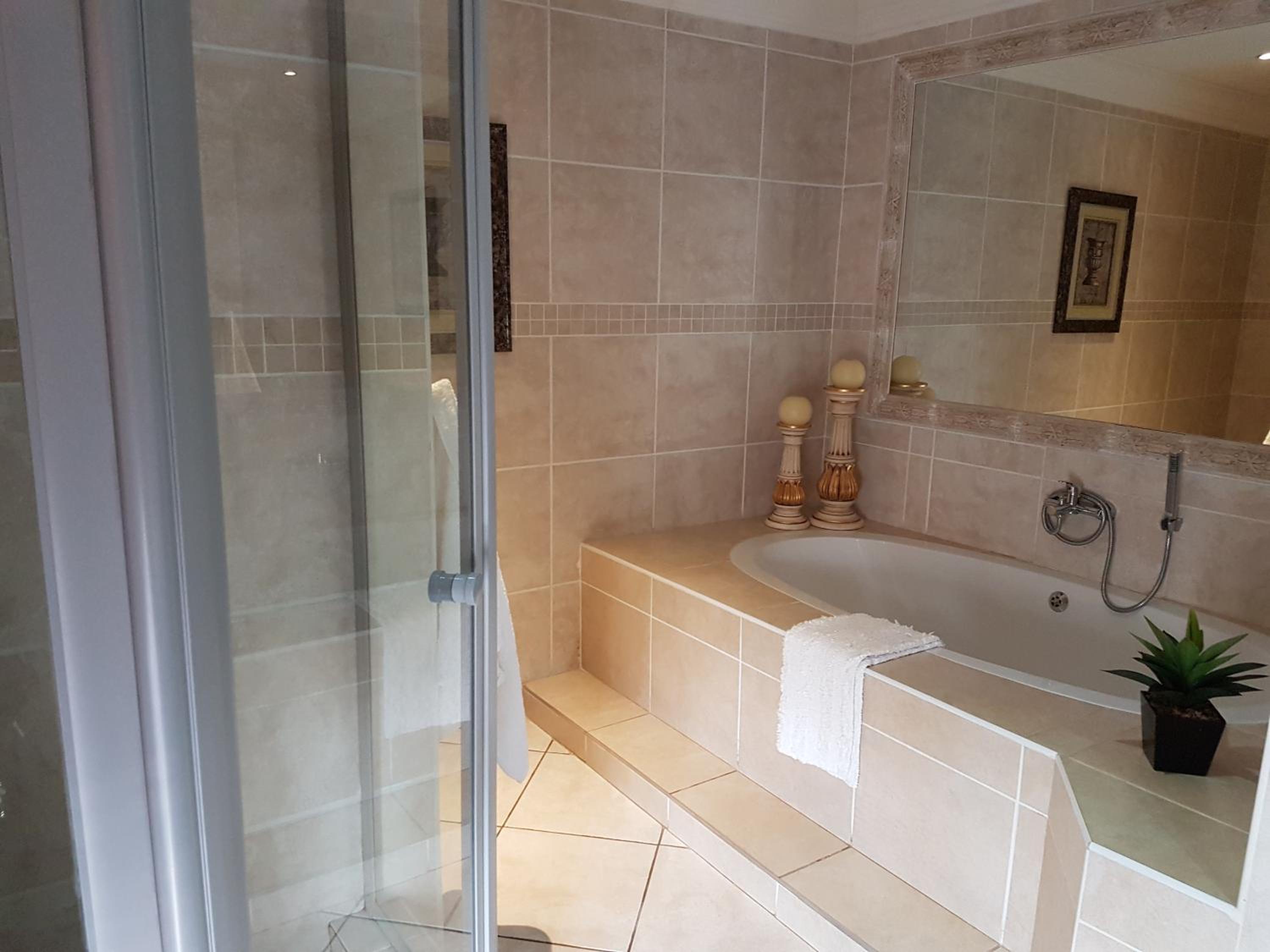 Suite with Balcony photo 3