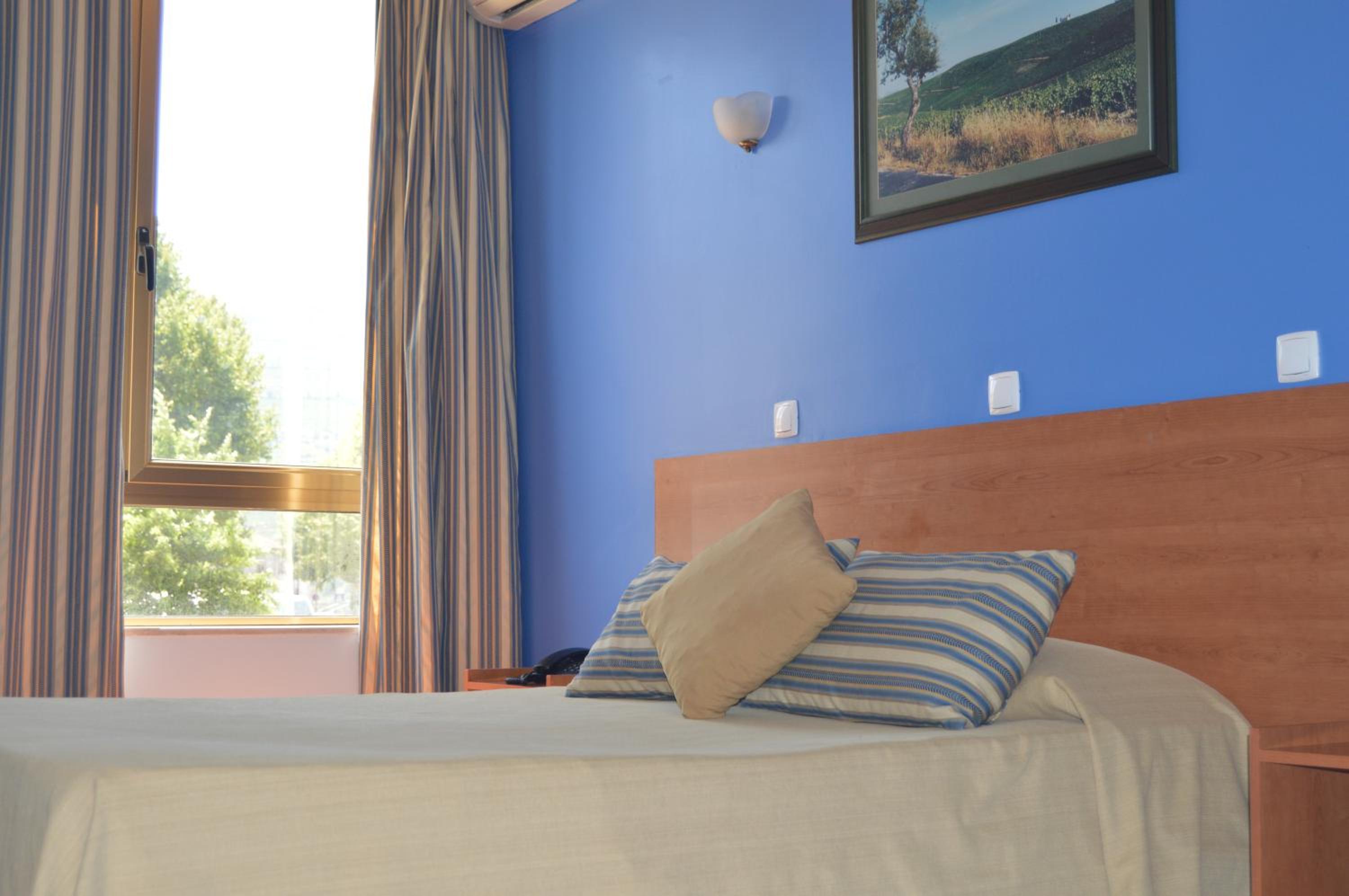 Double Room - Photo 3