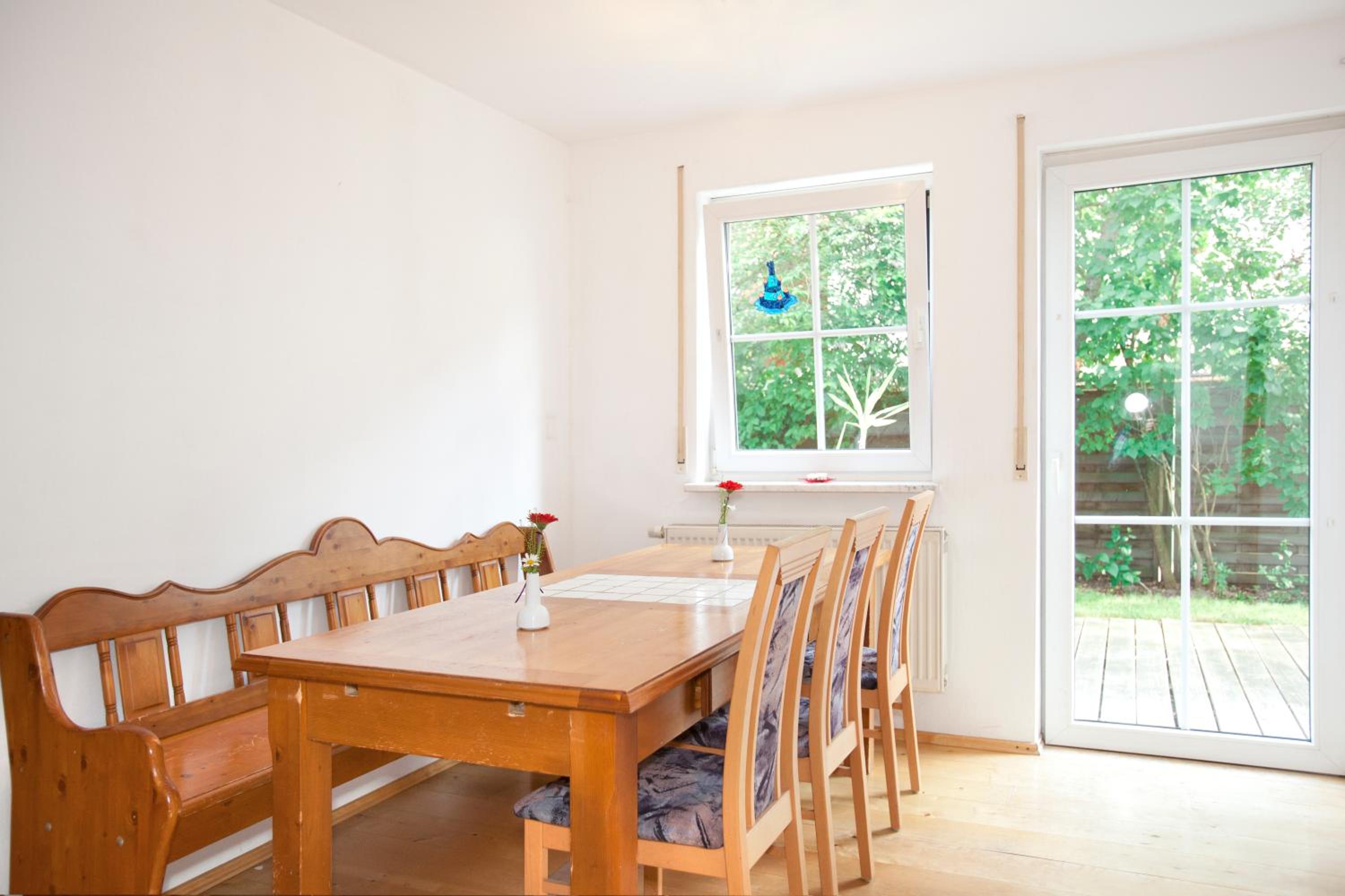 One-Bedroom Apartment (6 Adults) - Photo 8