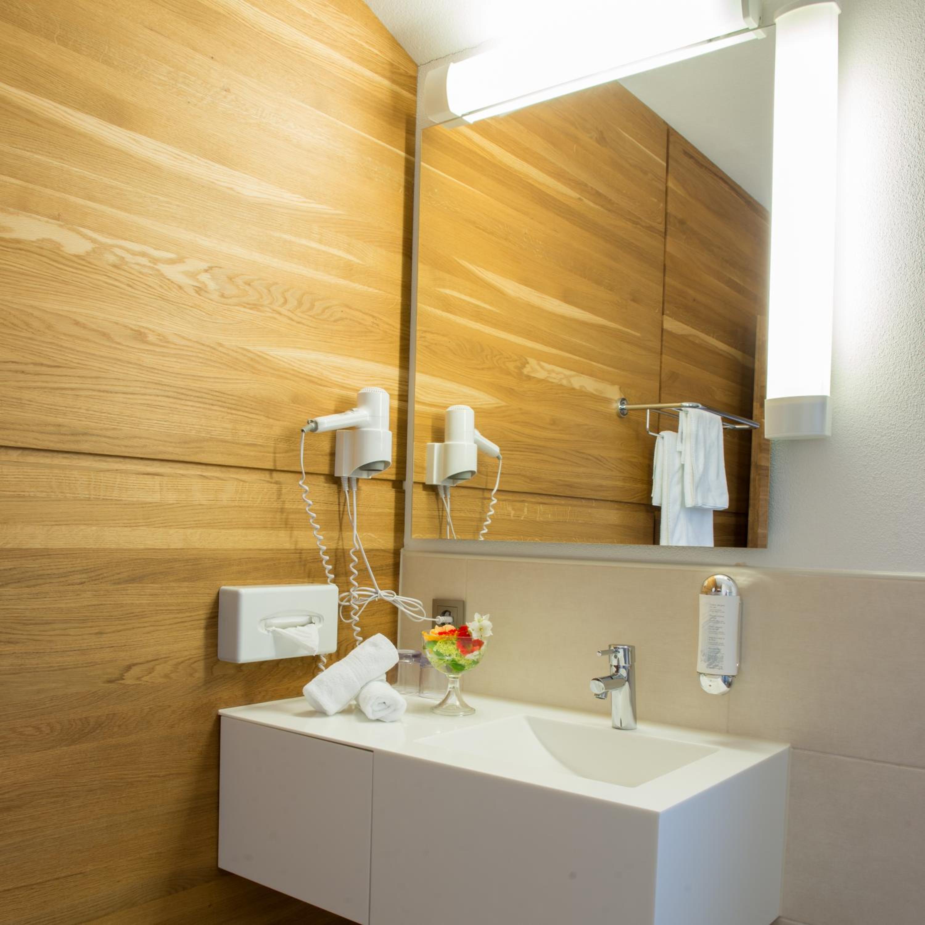 Double Room - Photo 8