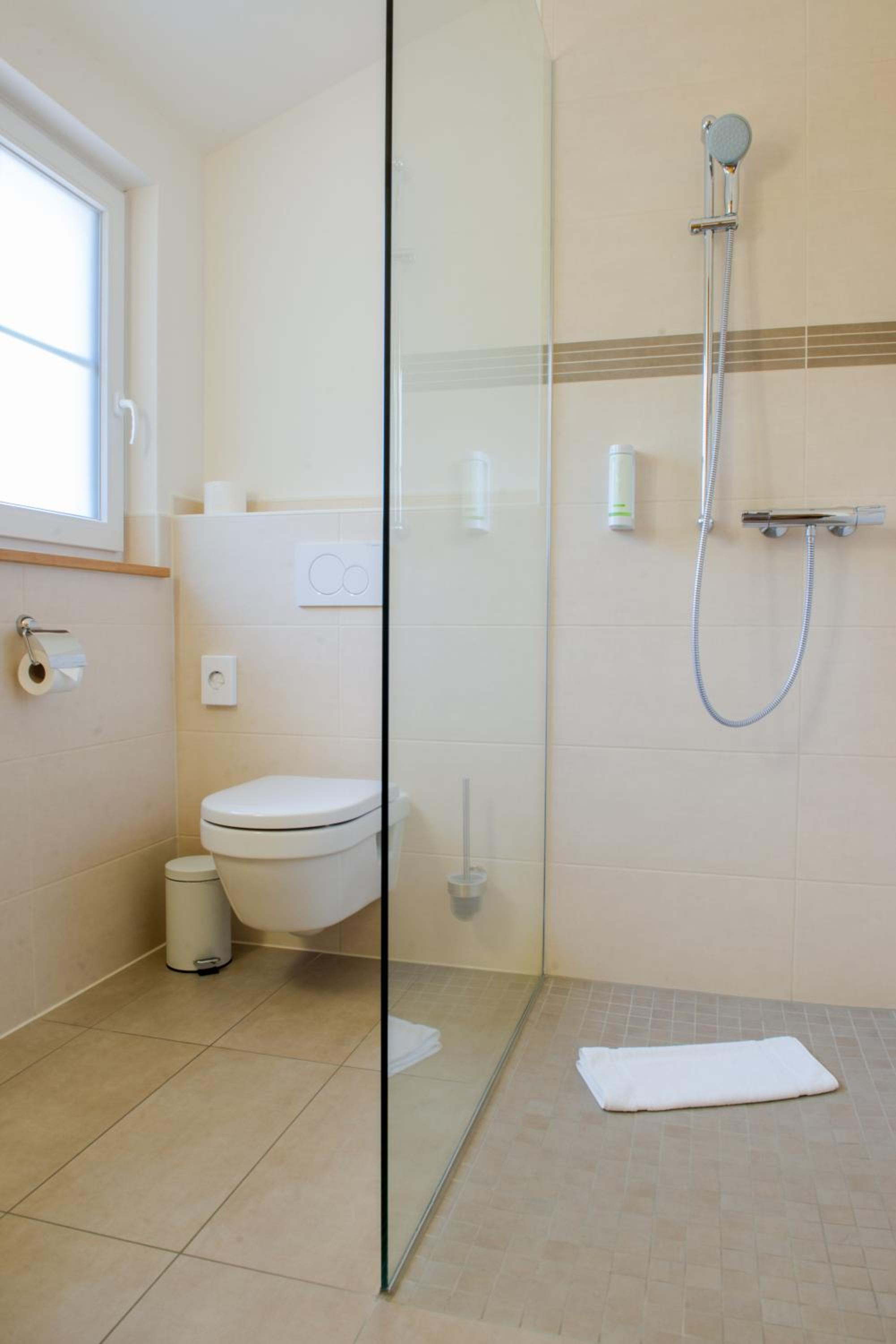 Double Room - Photo 2