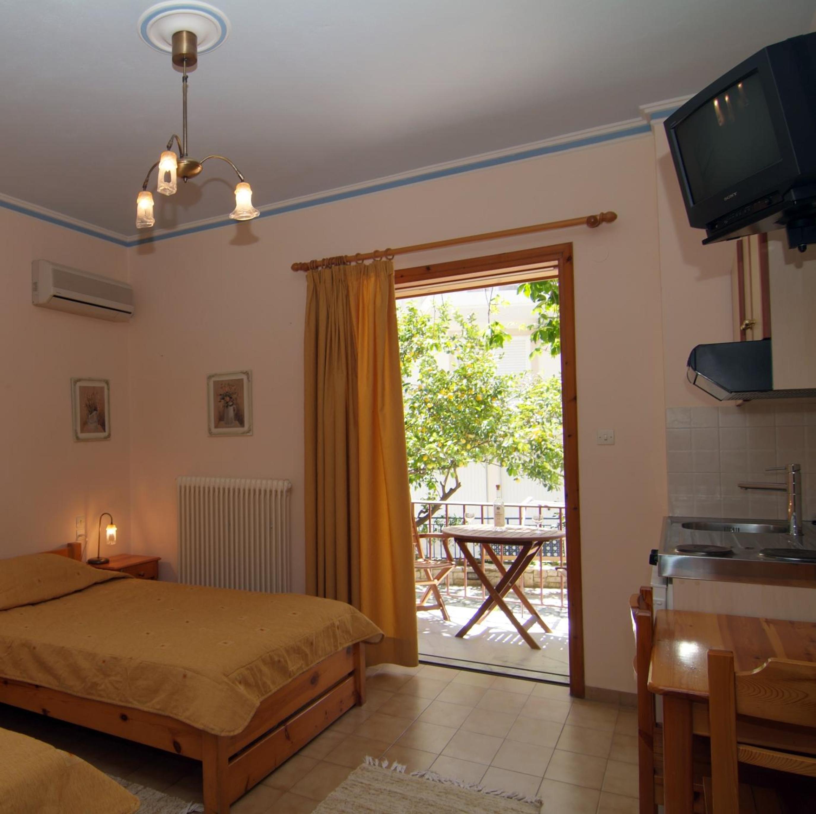 Studio With Terrace