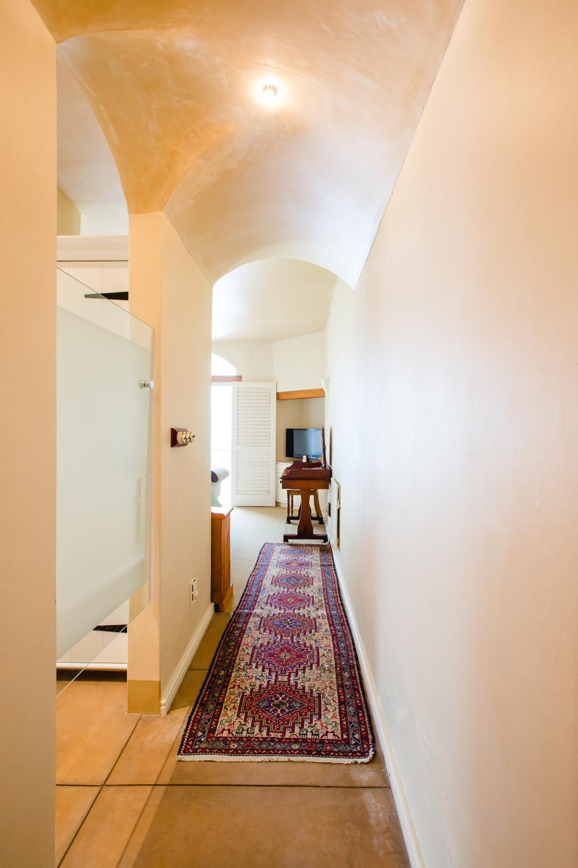Luxury King Room with Sea View  photo 2