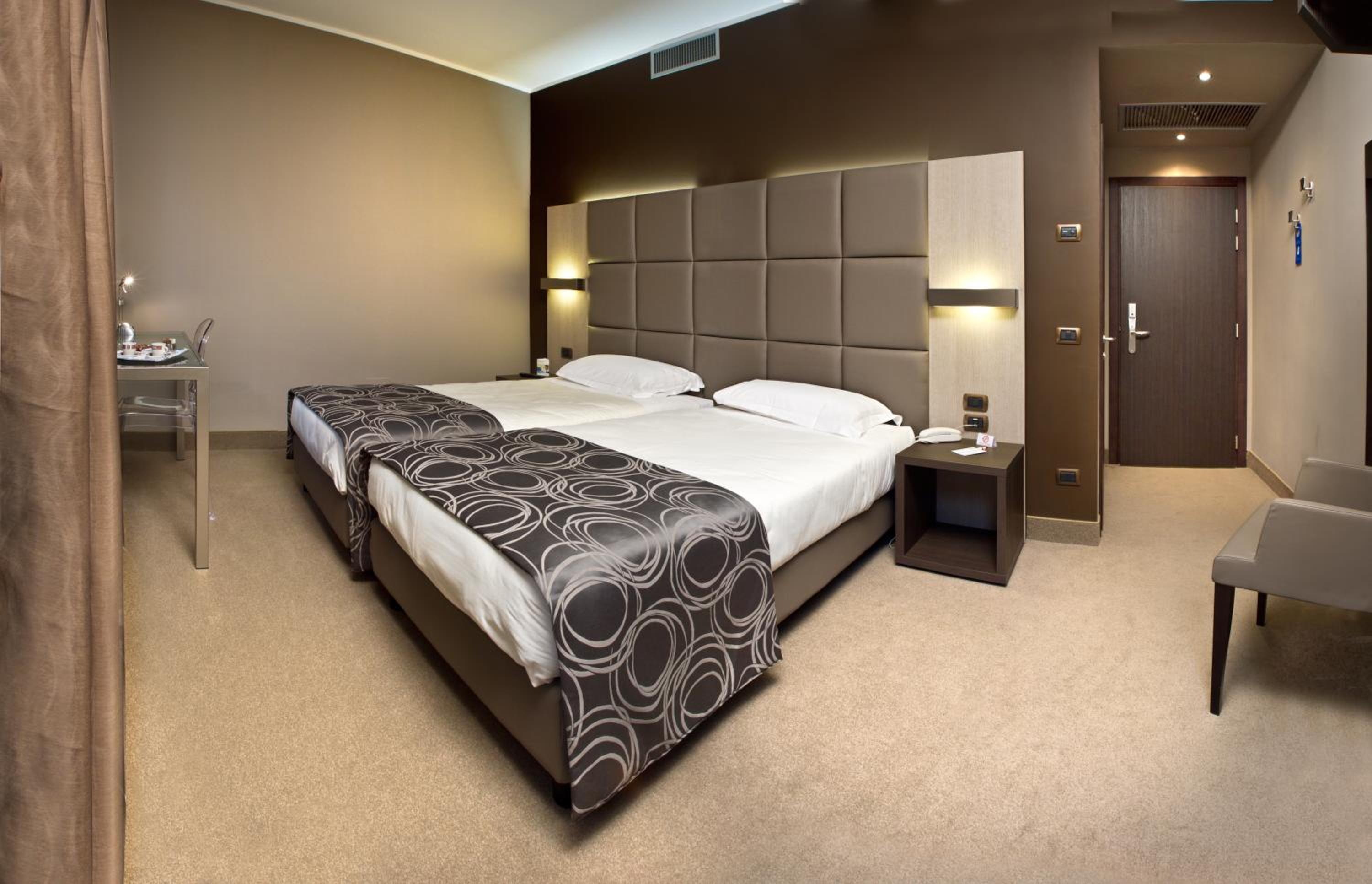 Superior Double or Twin Room photo 1