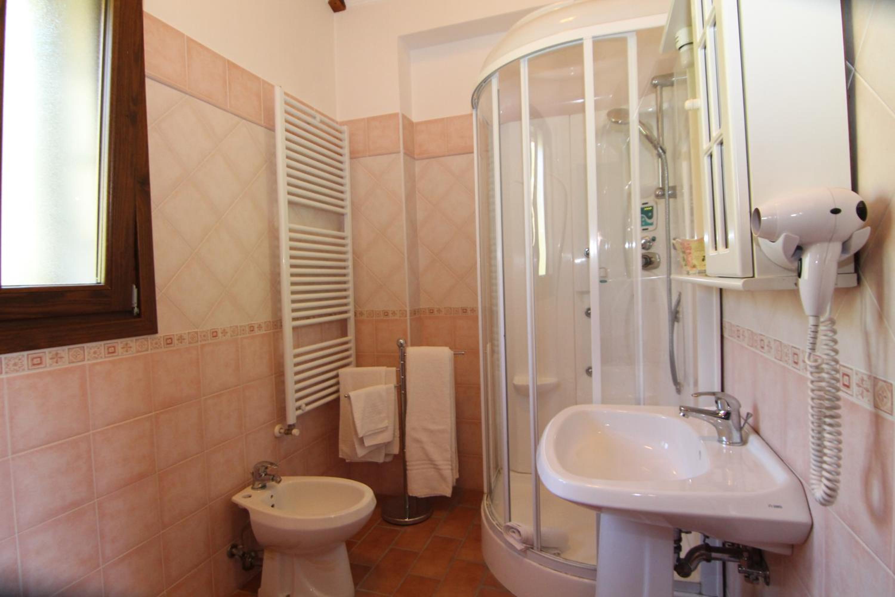 One-Bedroom Apartment (2 Adults) - Photo 6