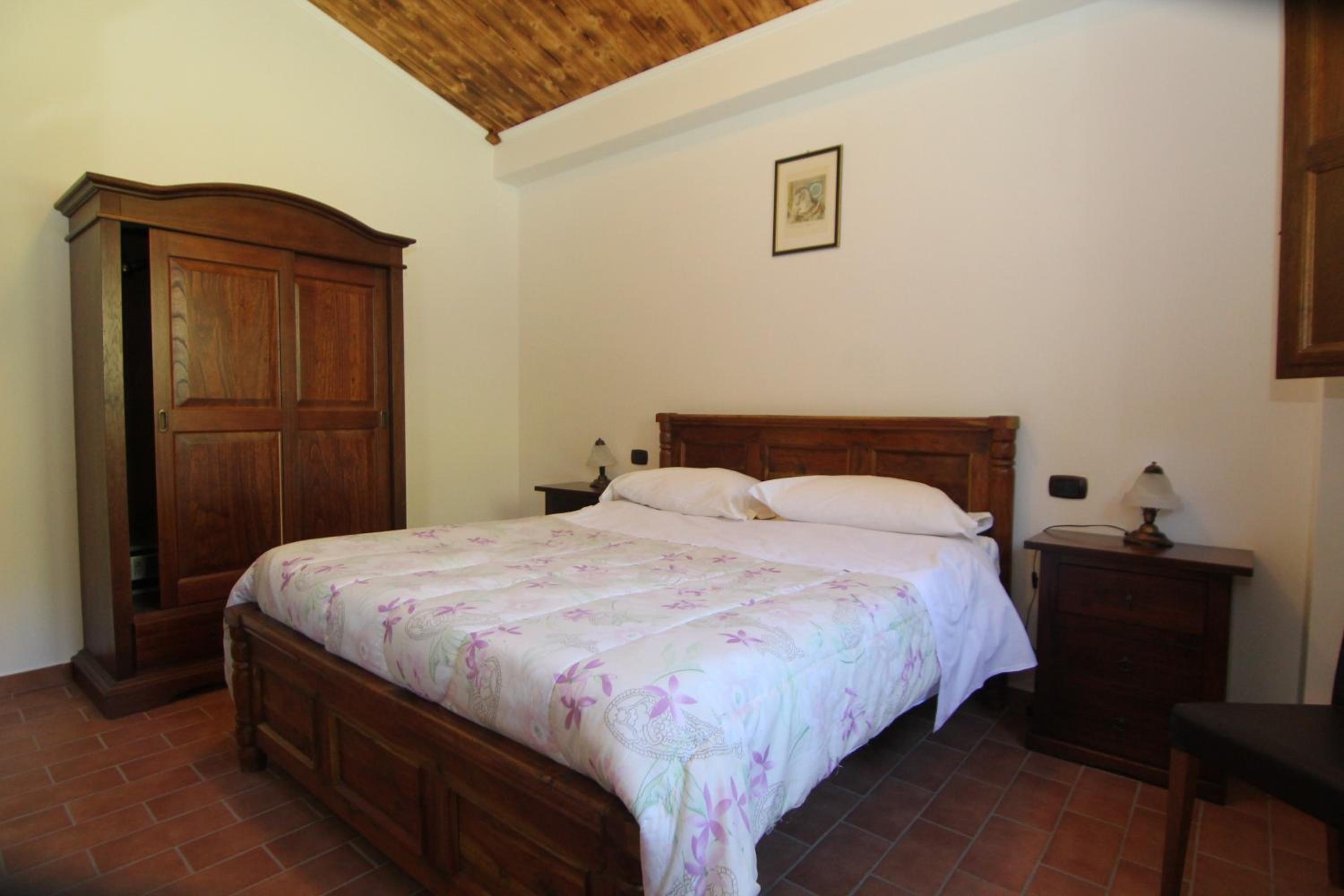 One-Bedroom Apartment (2 Adults) - Photo 1