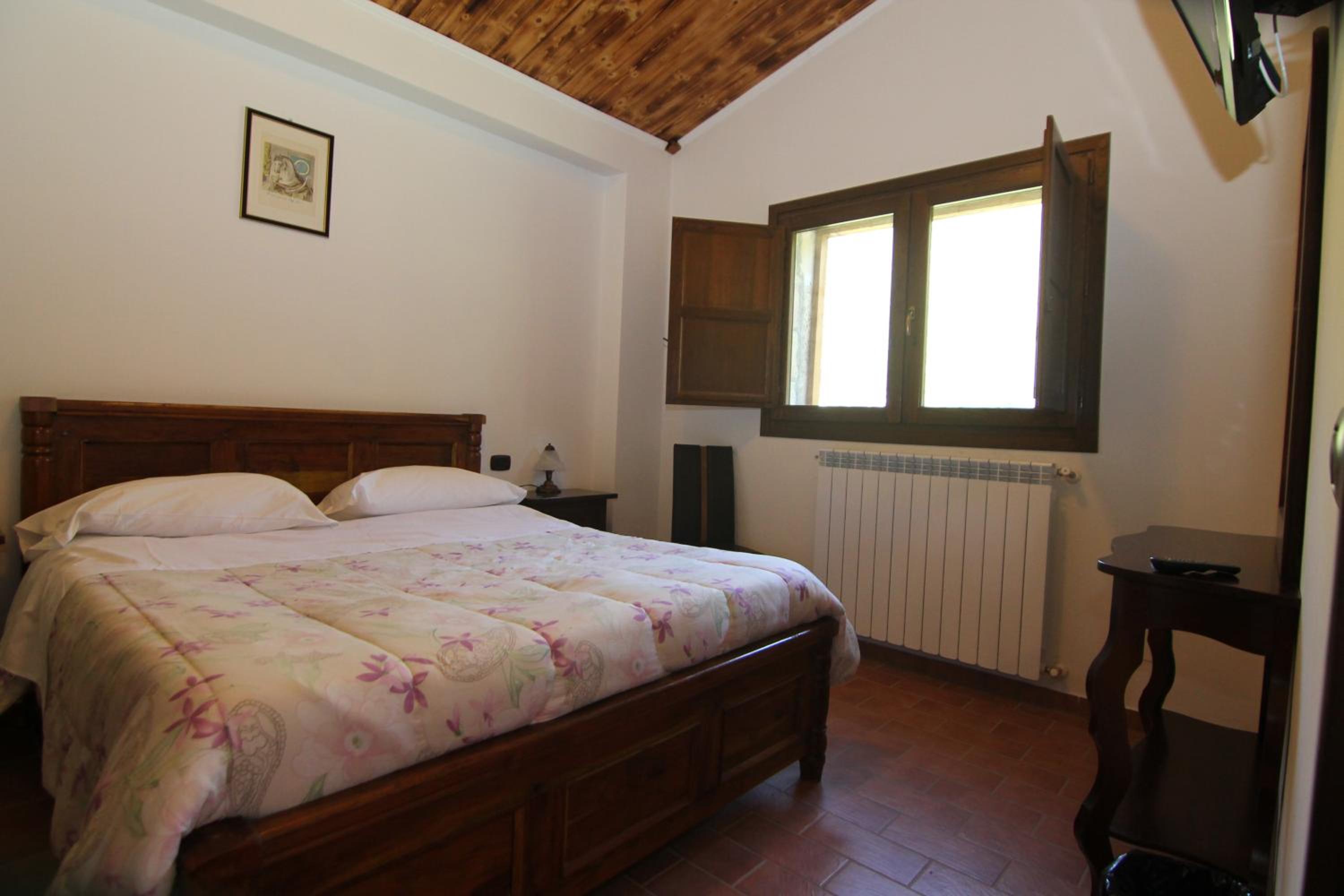 One-Bedroom Apartment (2 Adults) - Photo 11