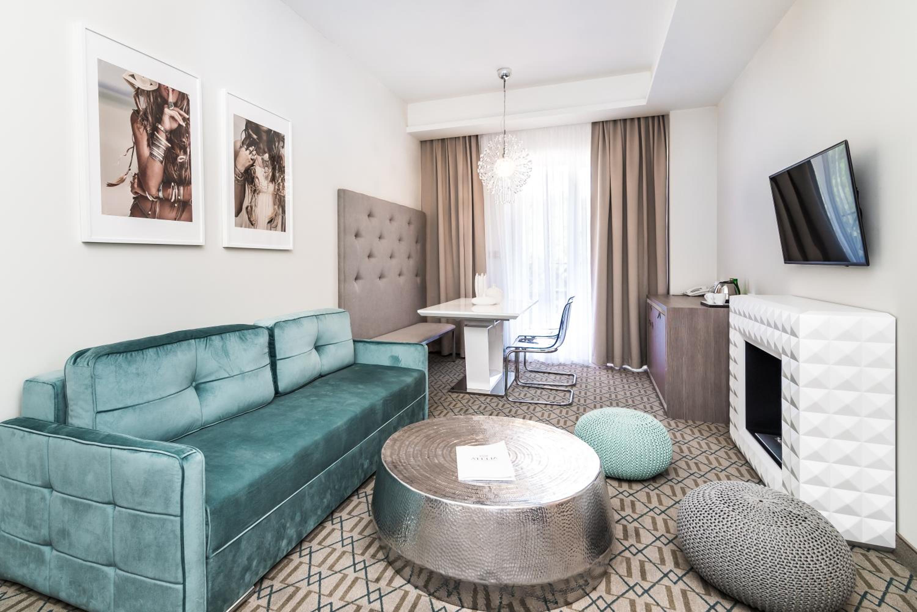Deluxe Family Suite photo 3