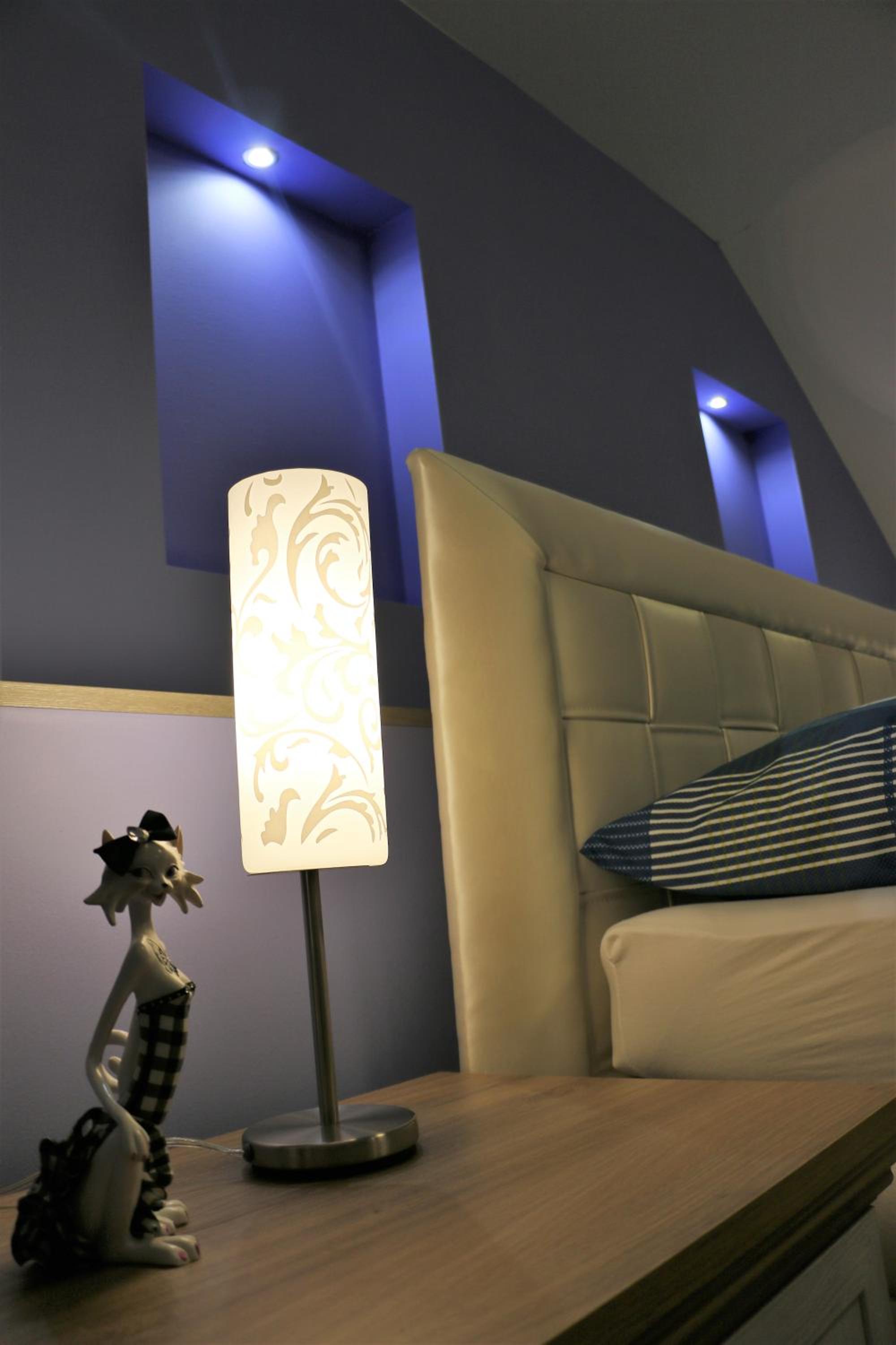 One-Bedroom Apartment - Photo 7