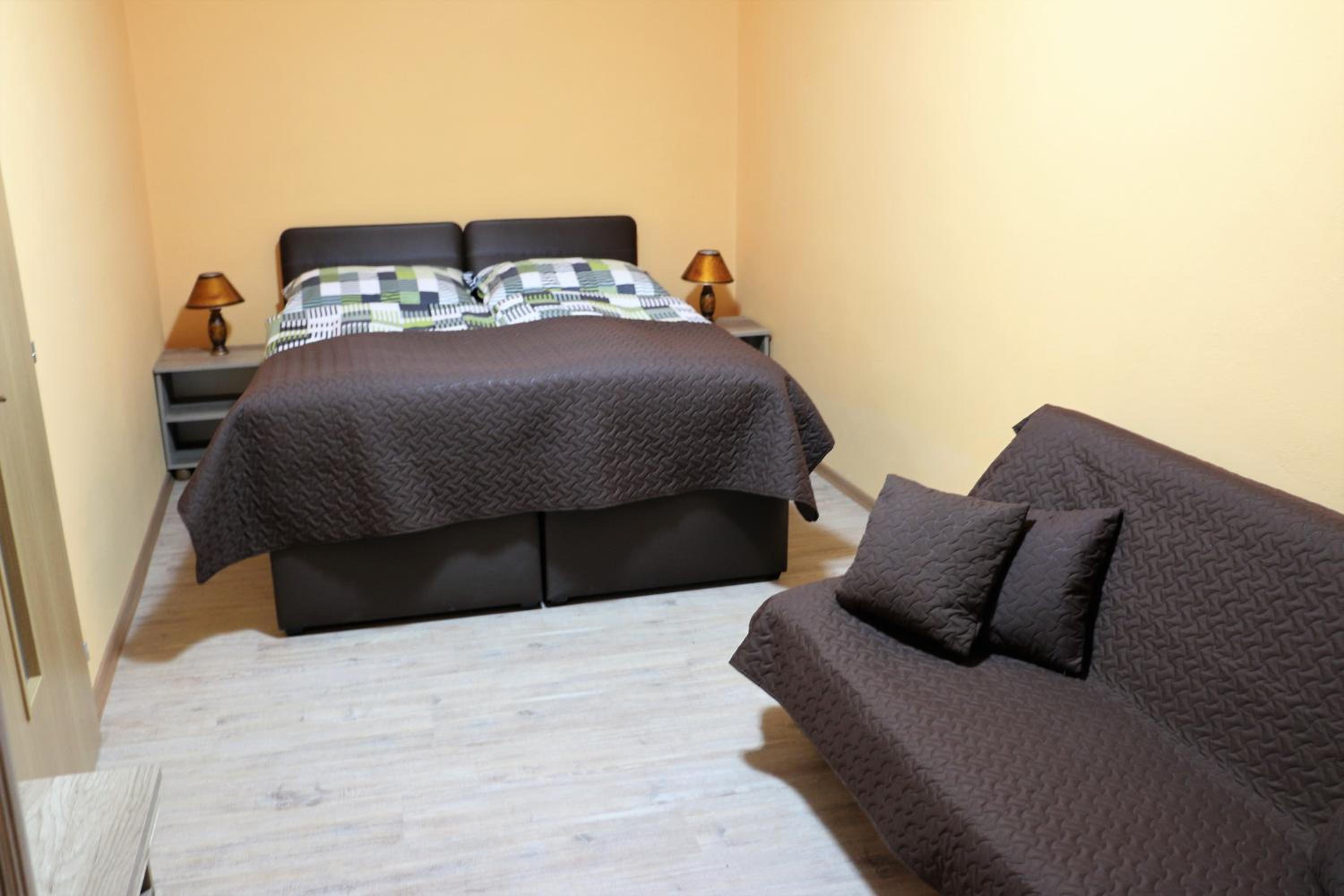 Two-Bedroom Apartment - Photo 8
