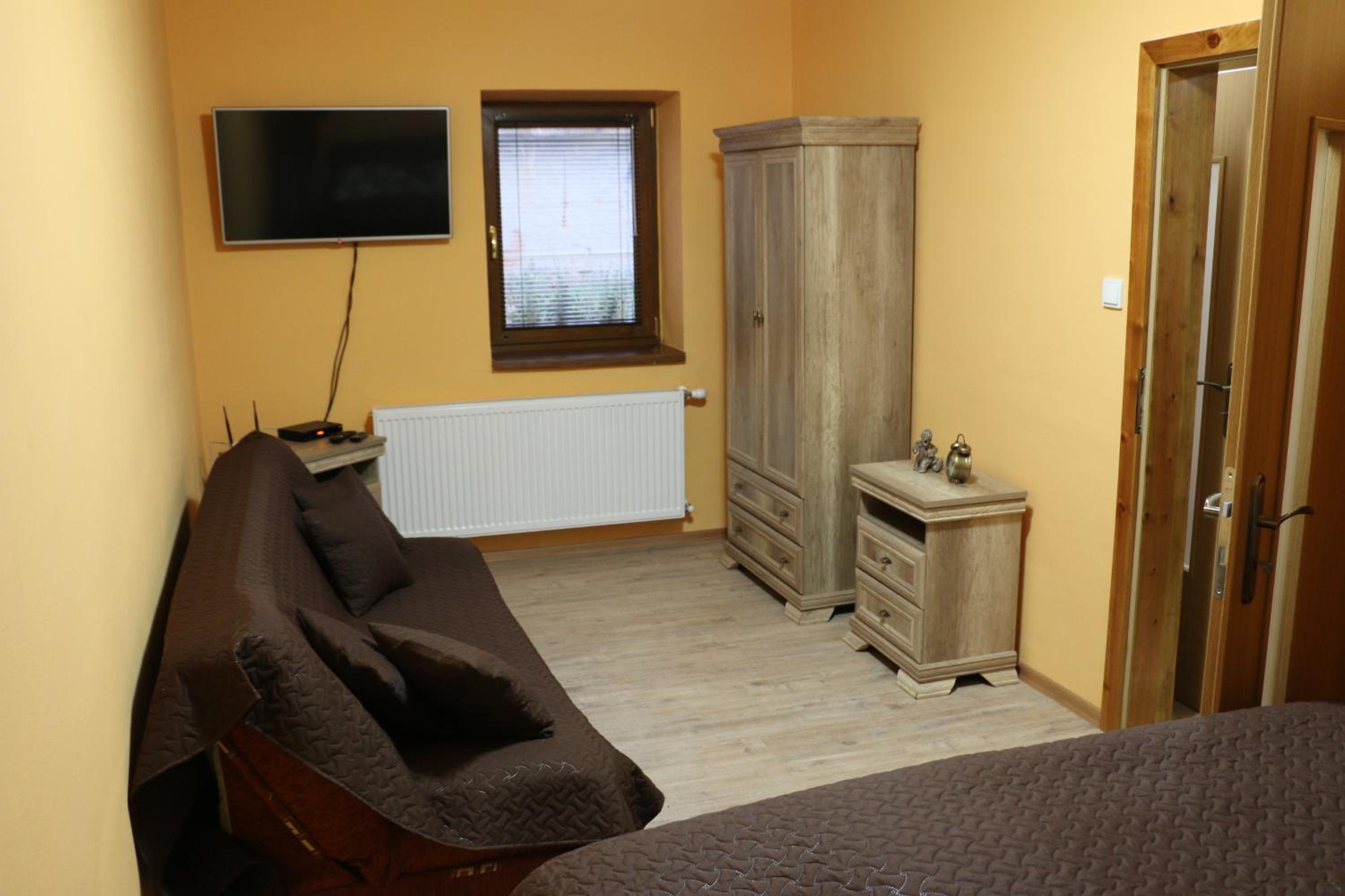 Two-Bedroom Apartment - Photo 9