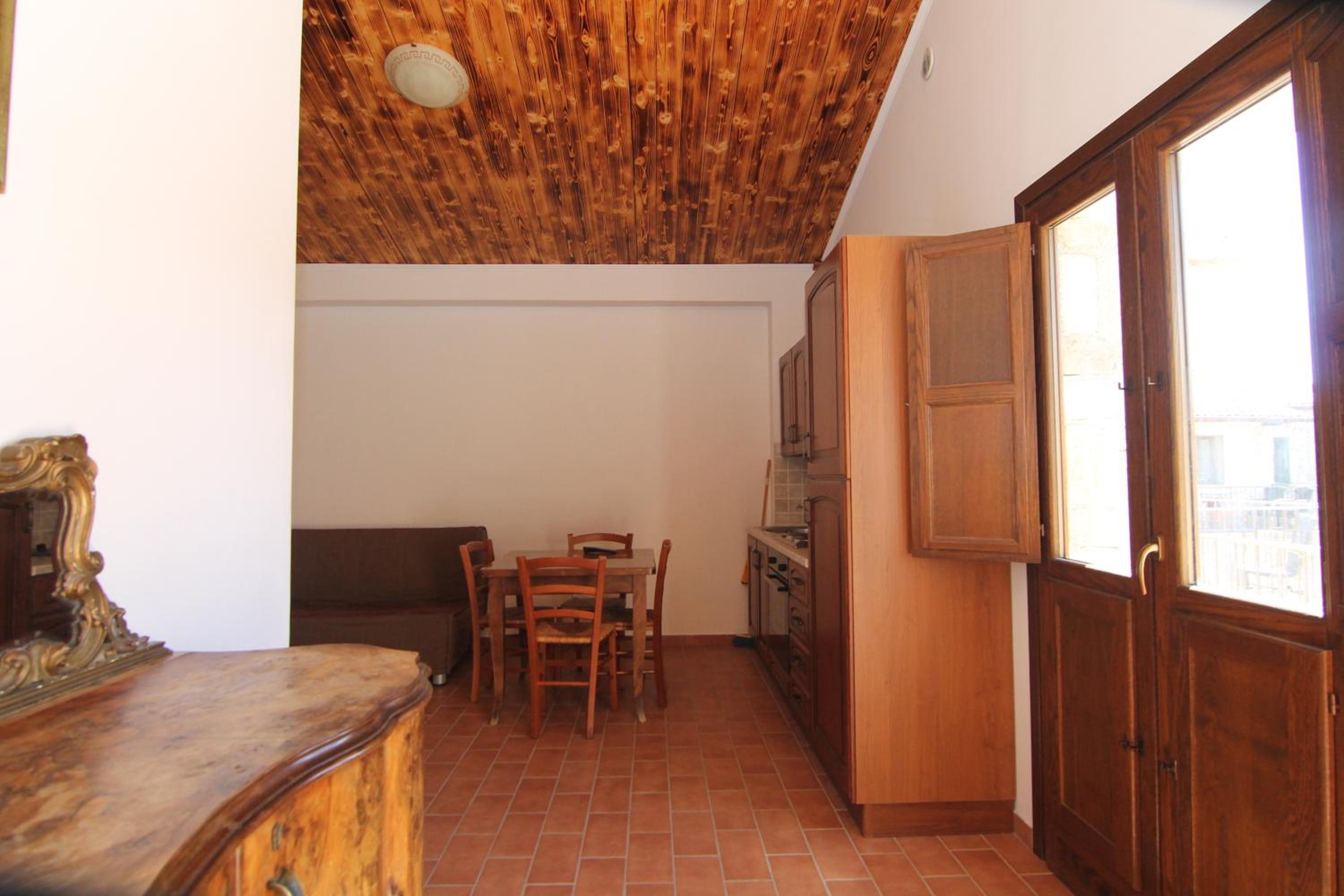 One-Bedroom Apartment (2 Adults) - Photo 18