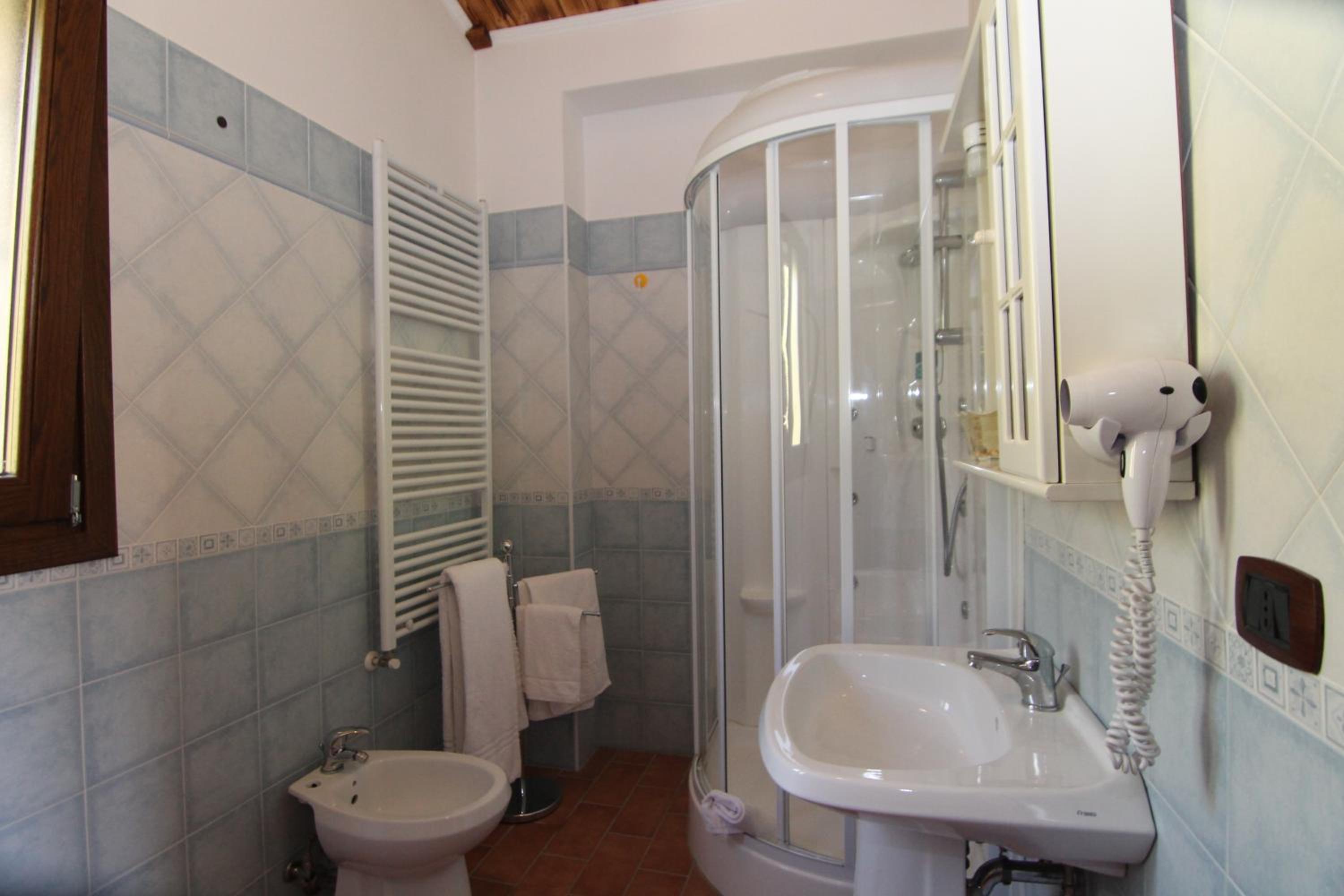 One-Bedroom Apartment (2 Adults) - Photo 21