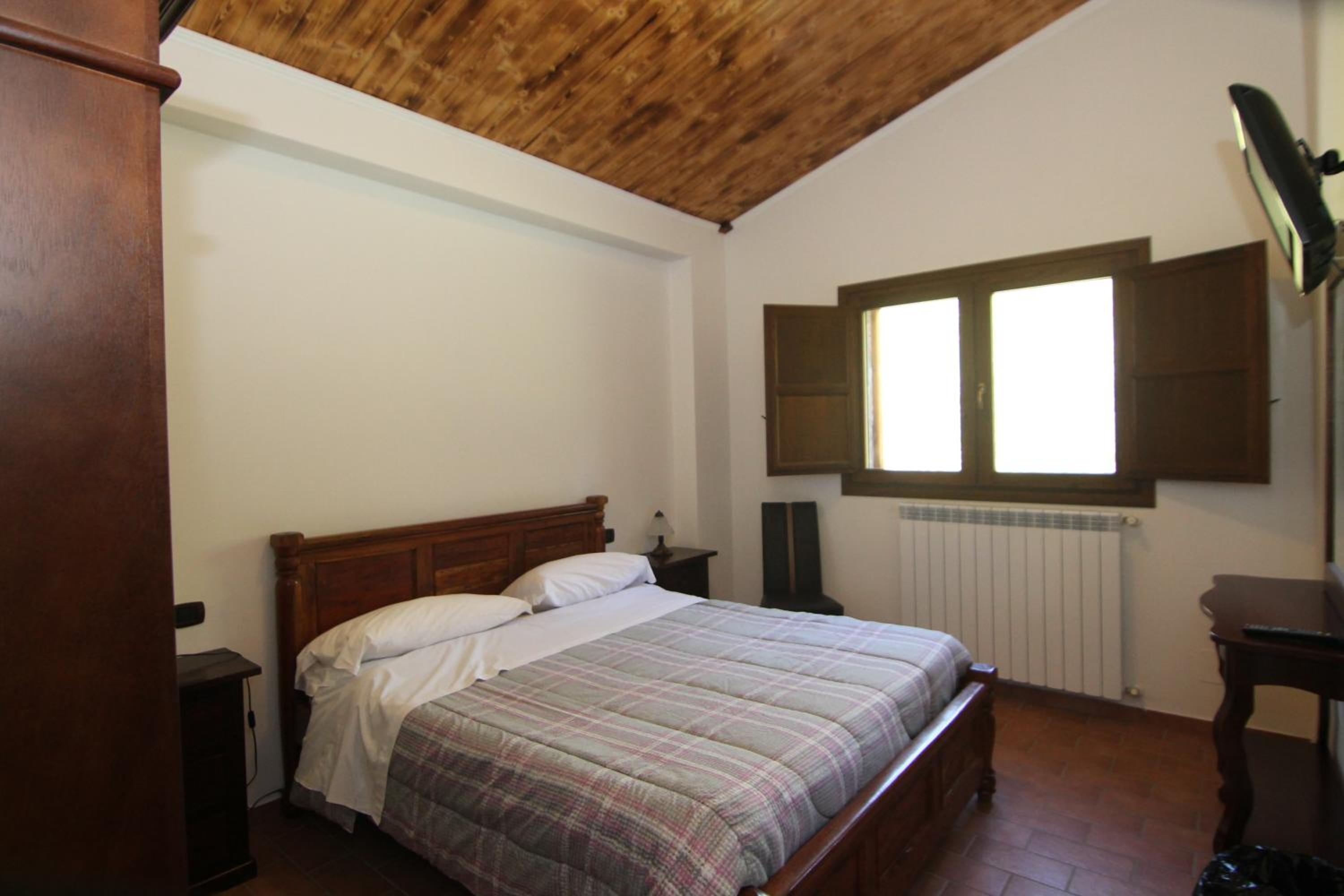 One-Bedroom Apartment (2 Adults) - Photo 20