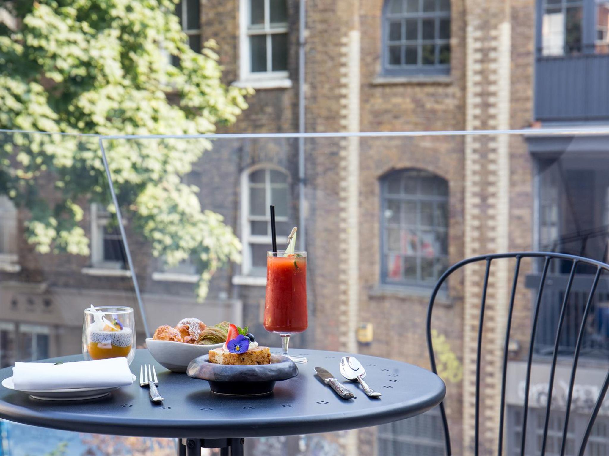 Shoreditch Balcony Suite