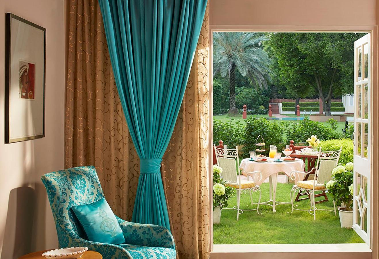 Luxury Room with Private Sitout Garden View - Photo 8
