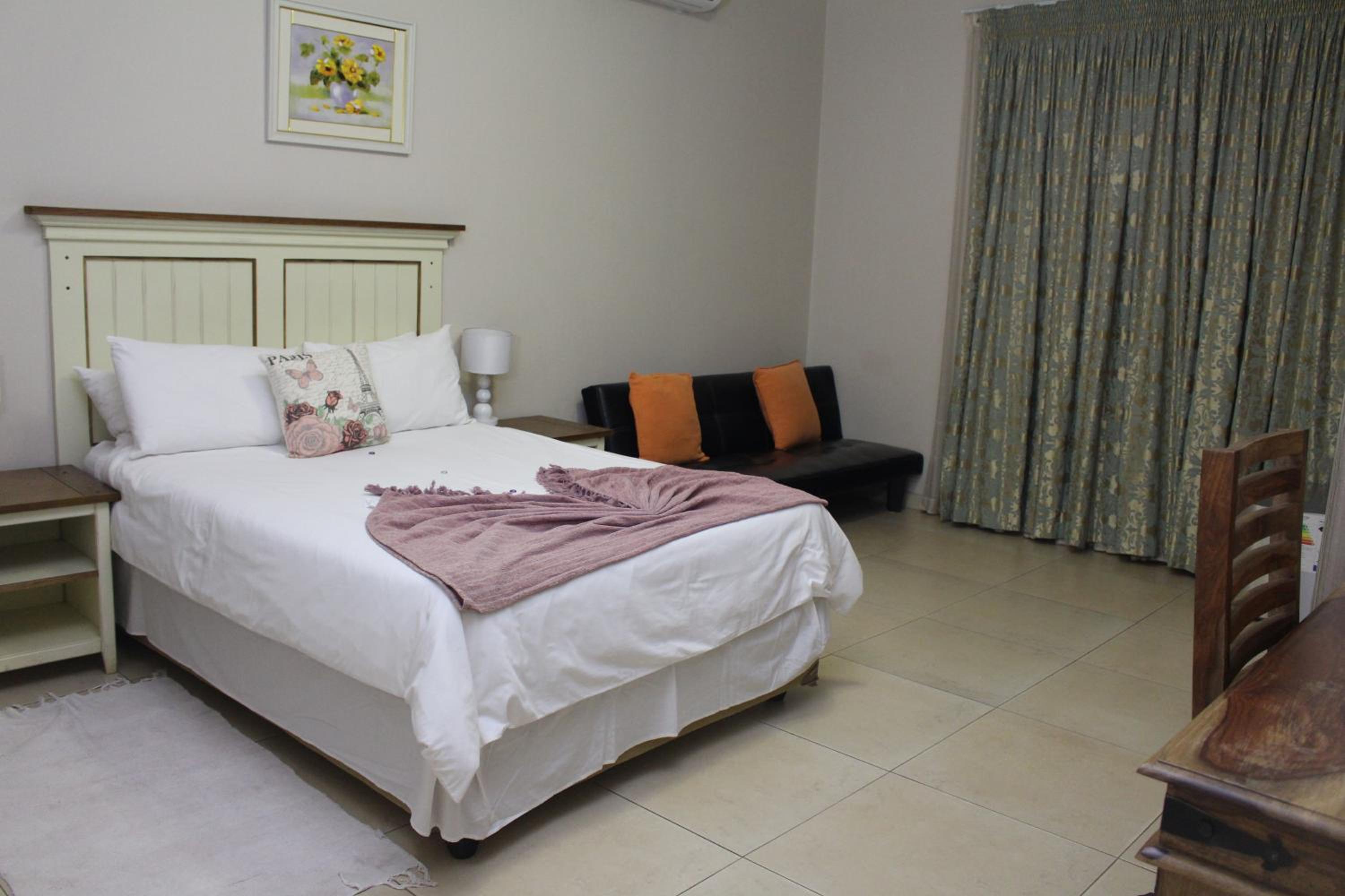 Deluxe Double Room with Shower