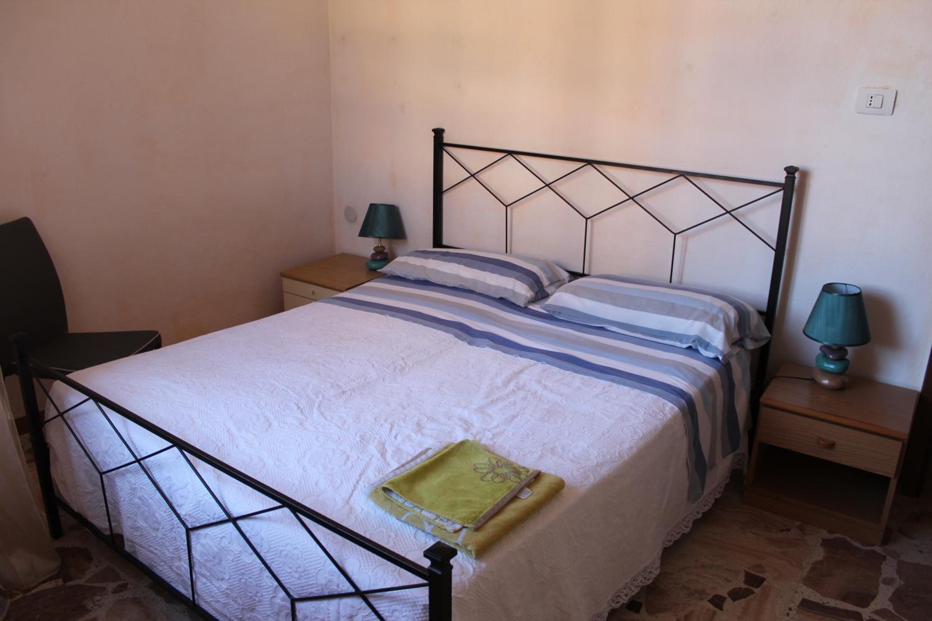 Standard Double or Twin Room photo 1