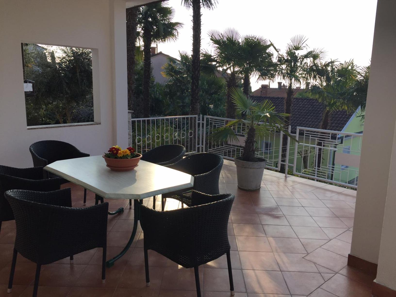 Apartment with Sea View photo 2