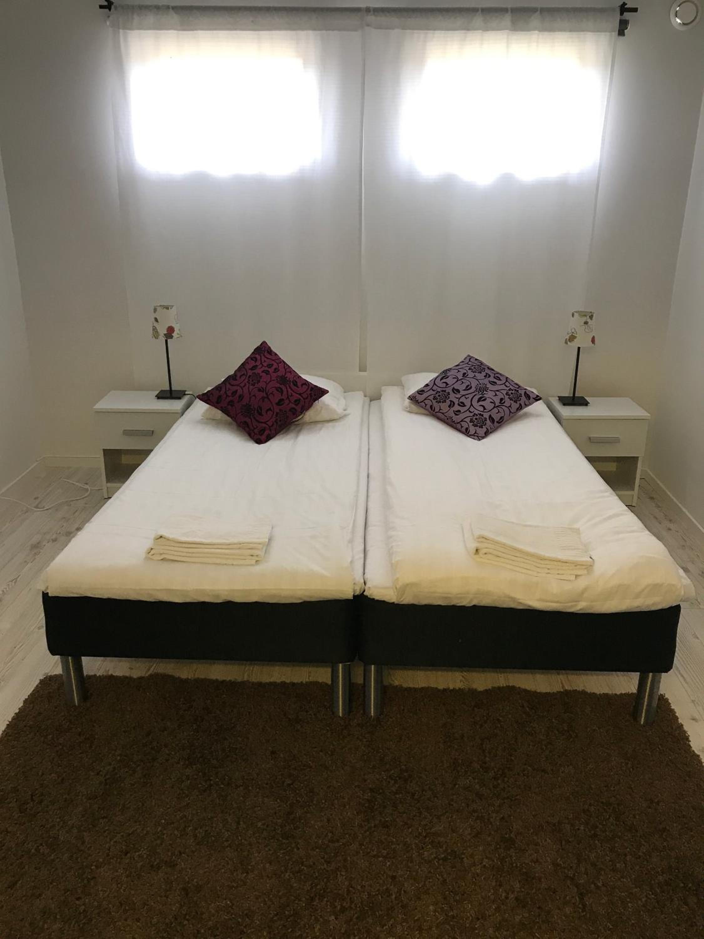 Double or Twin Room with Shared Bathroom photo 1