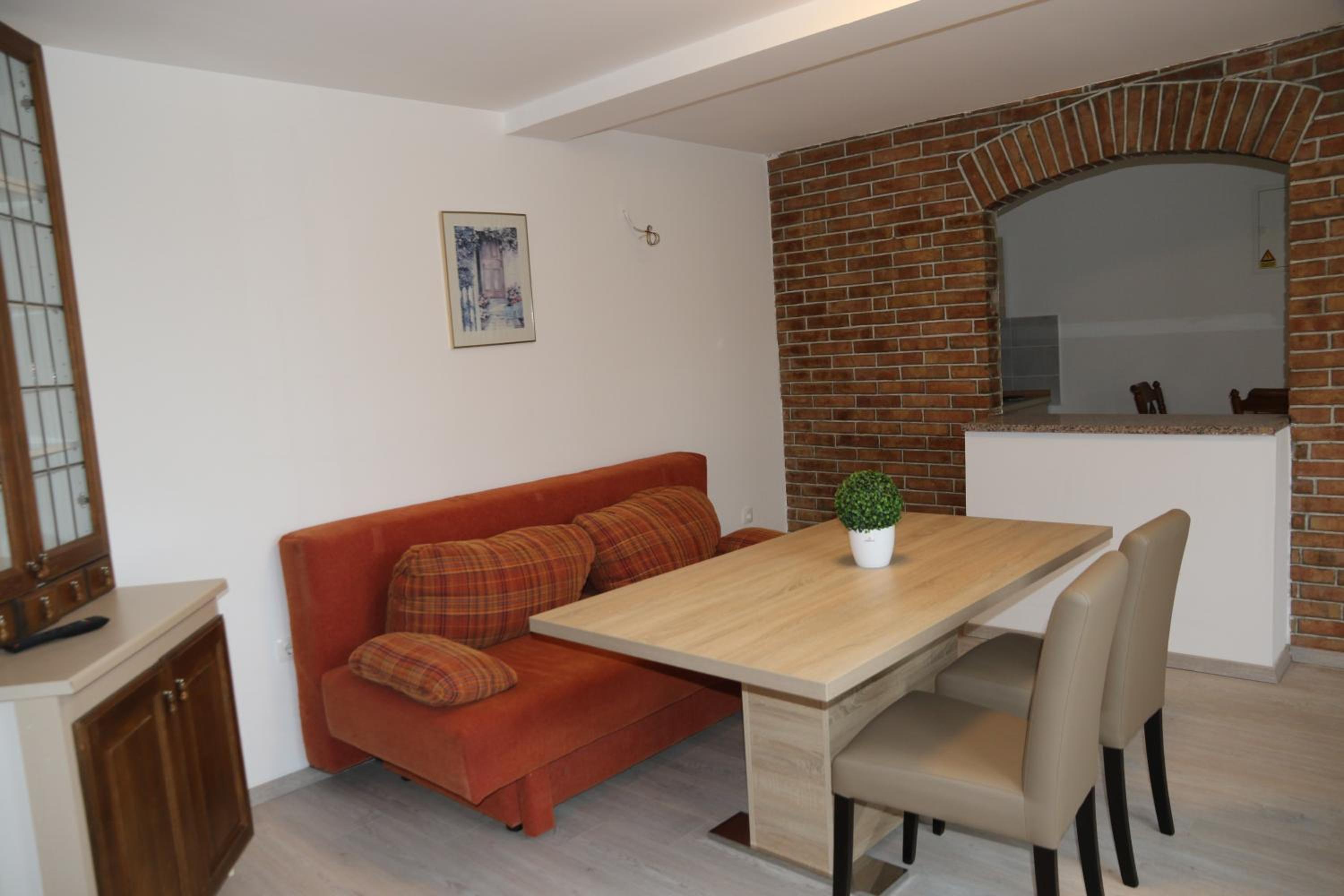 Apartment - Ground Floor photo 3
