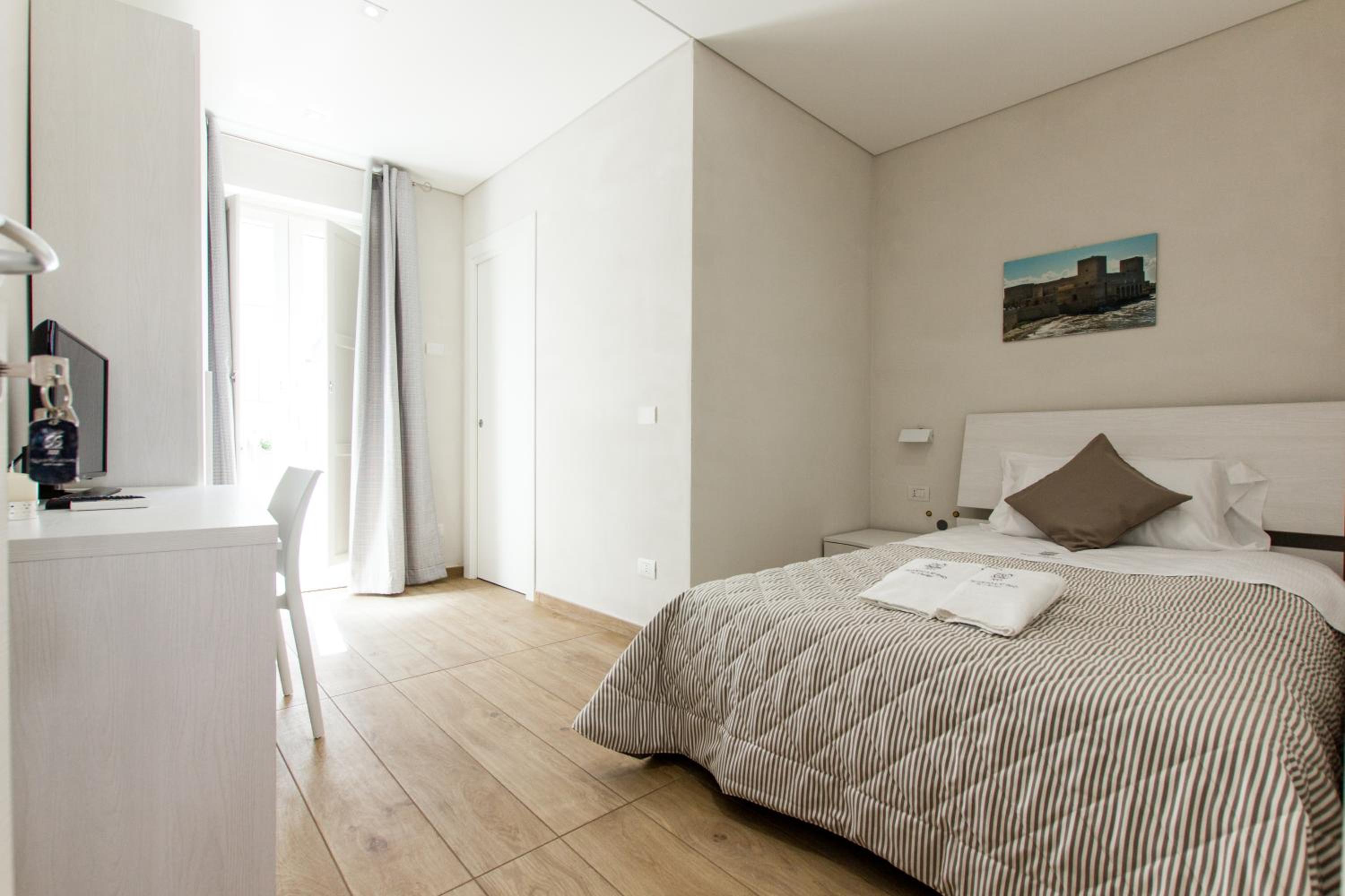 Deluxe Single Room