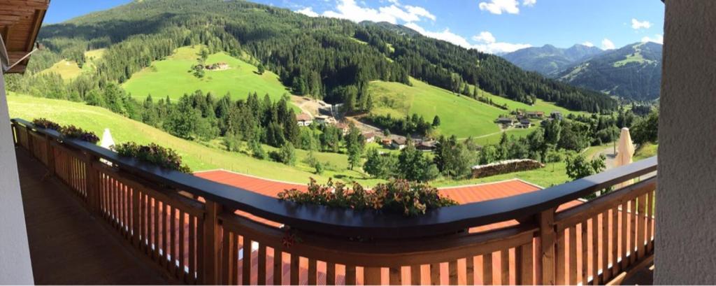 Deluxe Double Room with Balcony - Photo 1