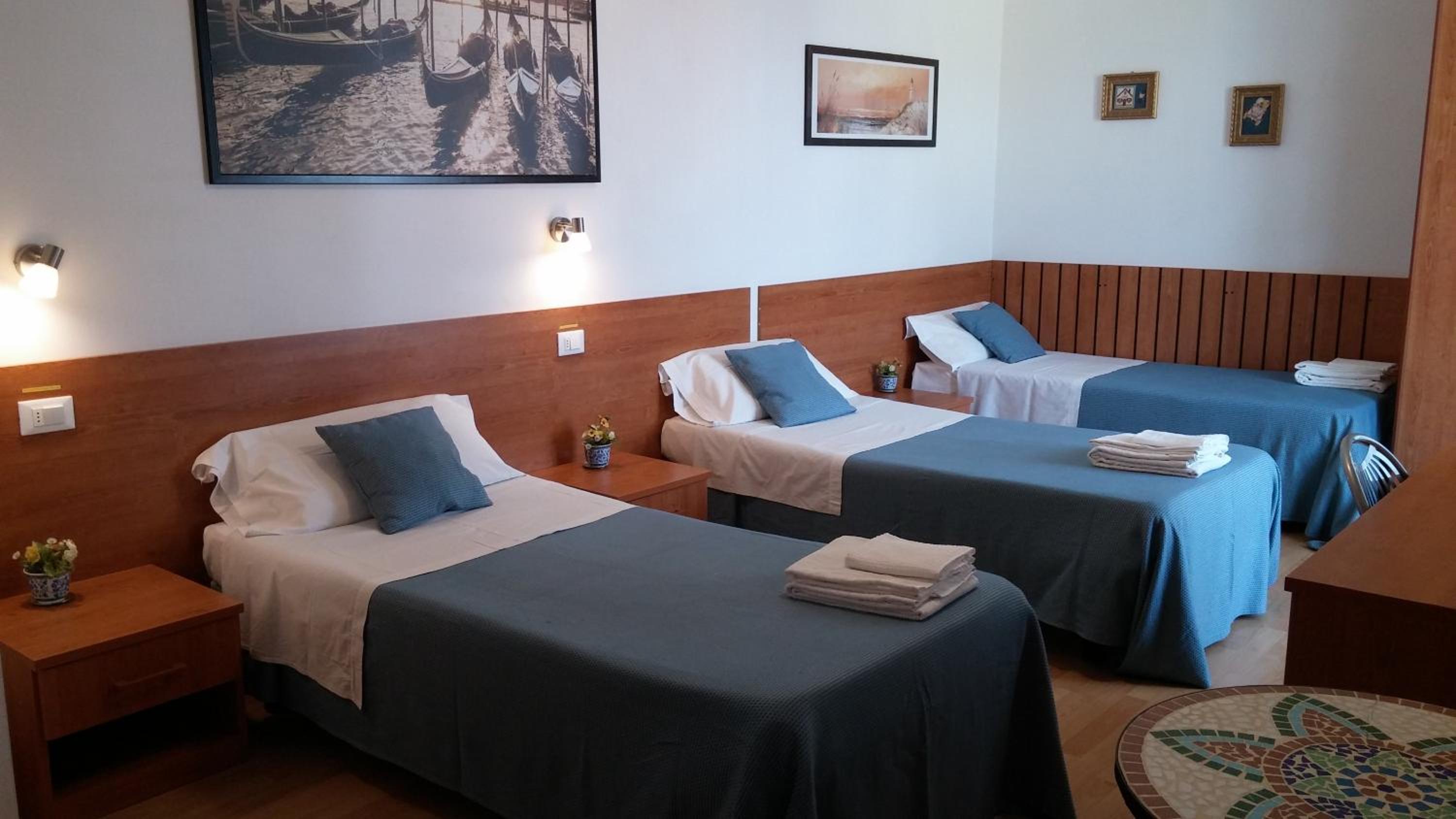 Deluxe Triple Room