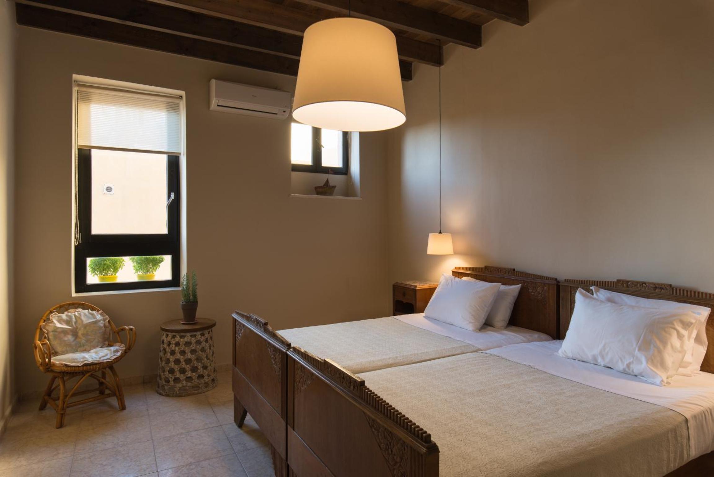 Superior Double or Twin Room photo 3