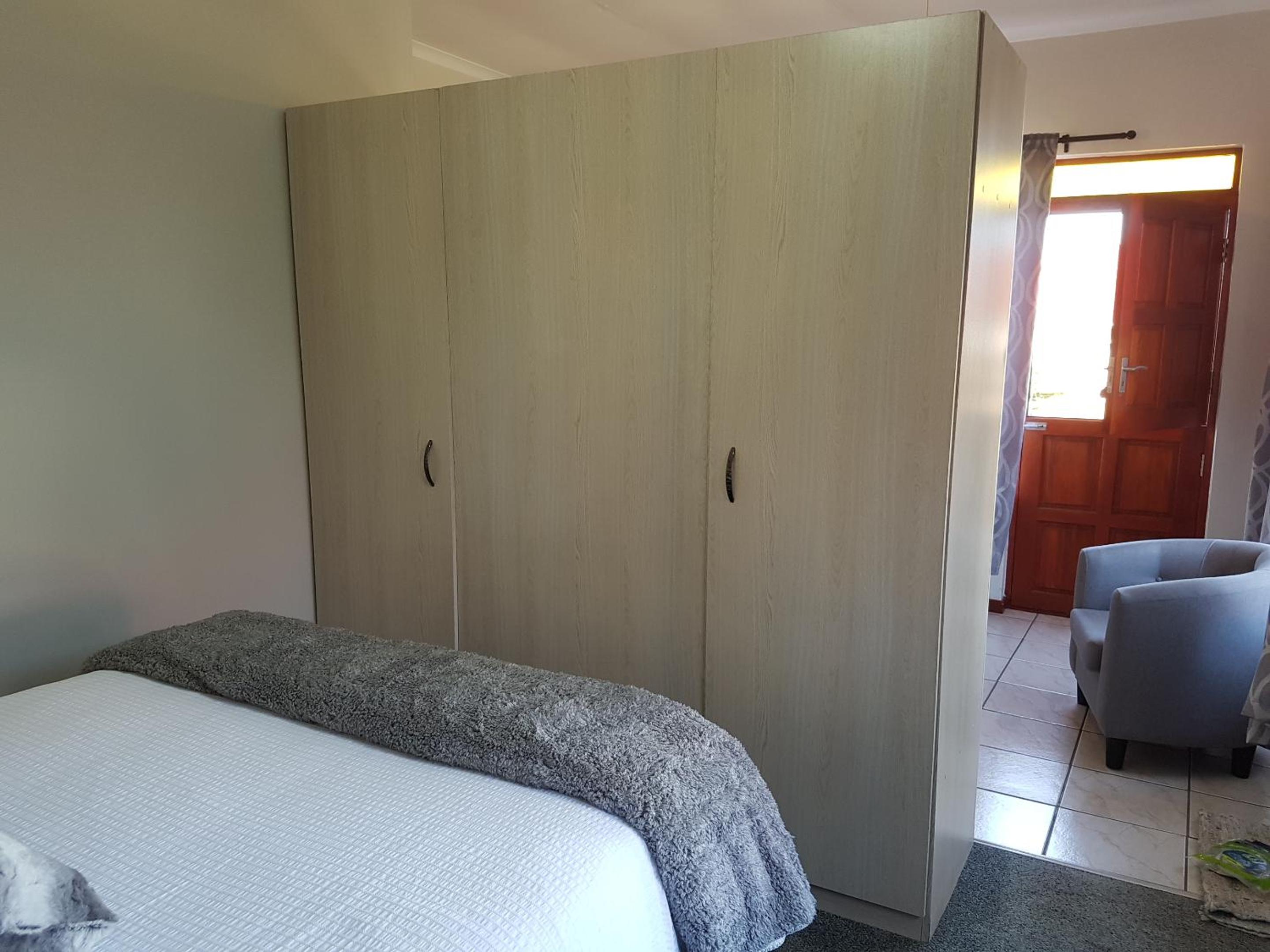 Apartment with Garden View - Photo 29