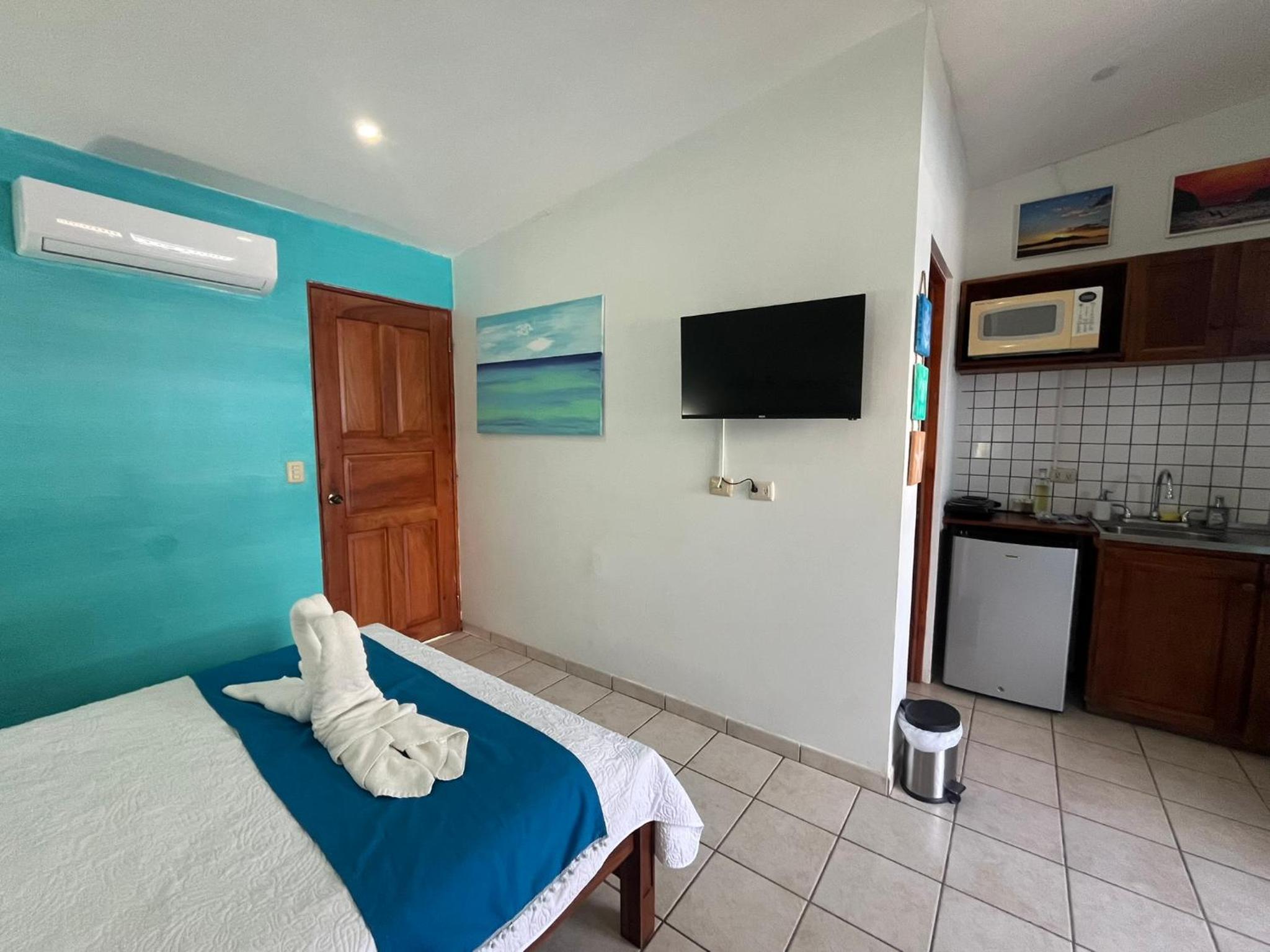 Double Room with Balcony and Sea View
