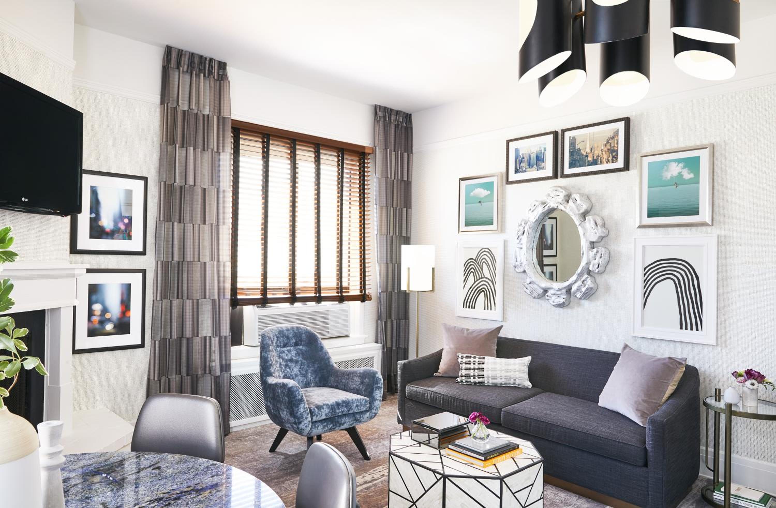 Gallery Suite - Photo 1