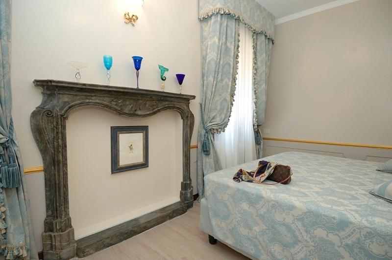 Deluxe Two-Bedroom Apartment photo 1