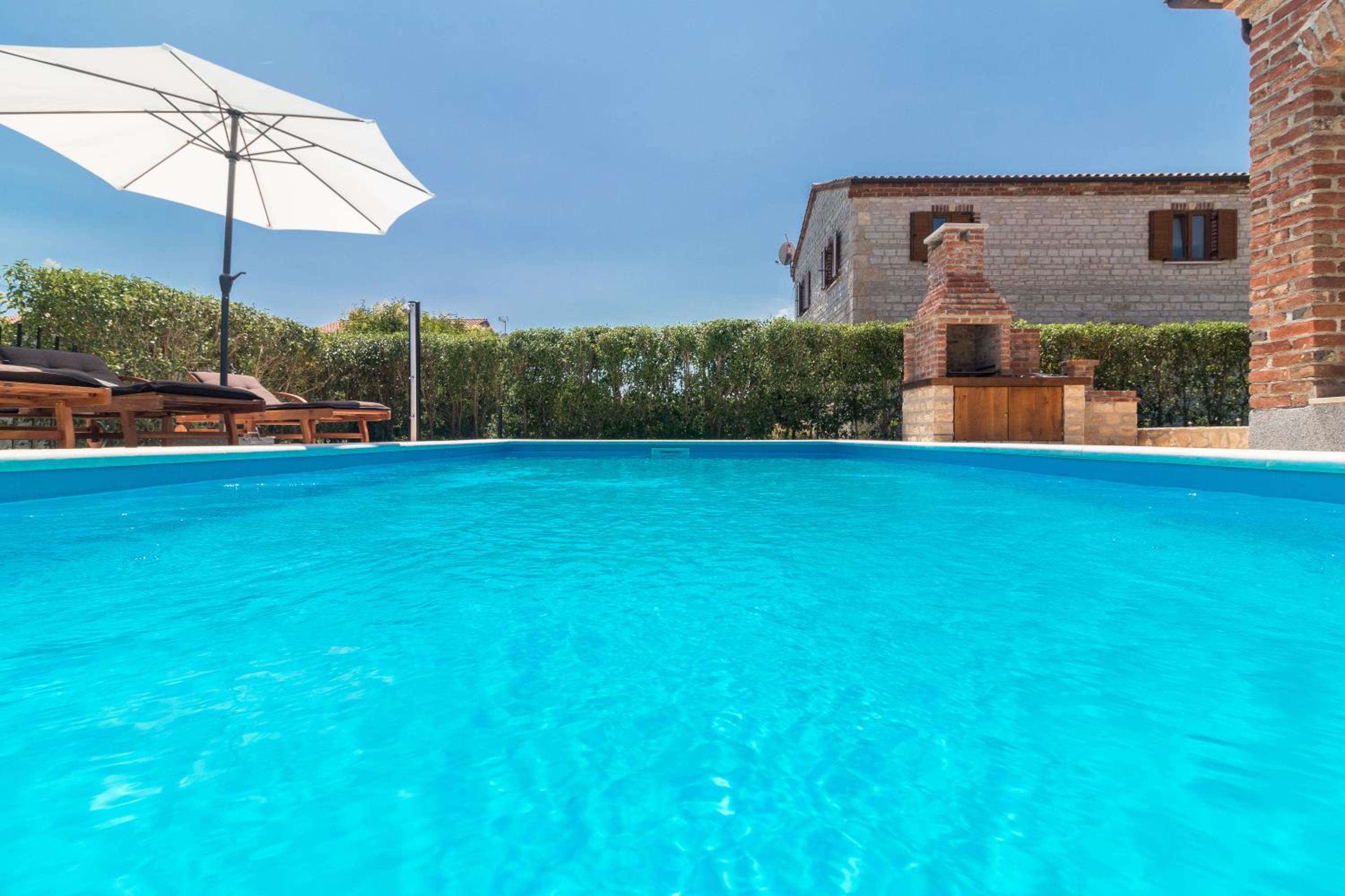 Villa With Private Pool photo 2