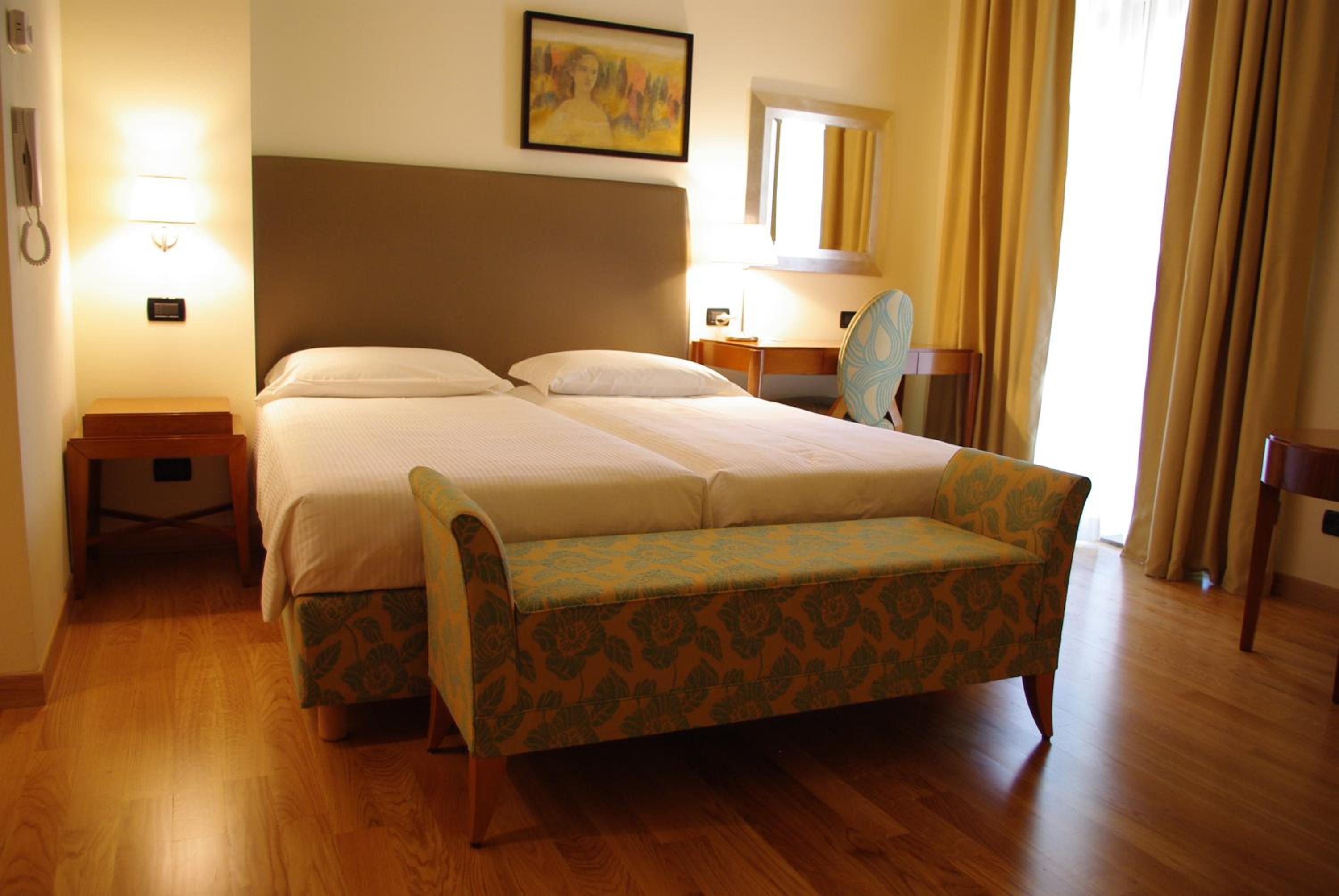 Double or Twin Room photo 1