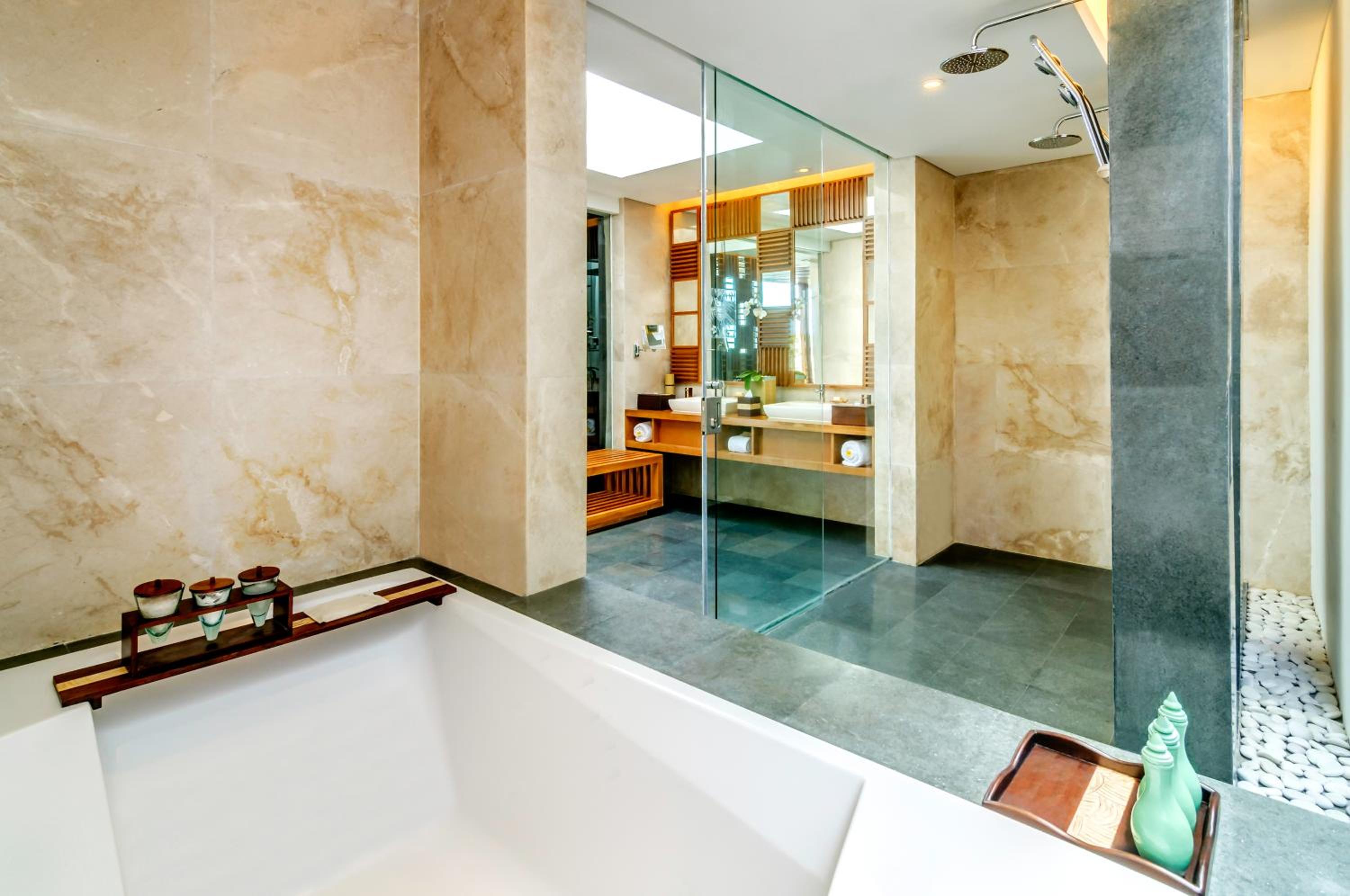  Three-Bedroom Ocean View Pool Villa with Free Benefits - Photo 7