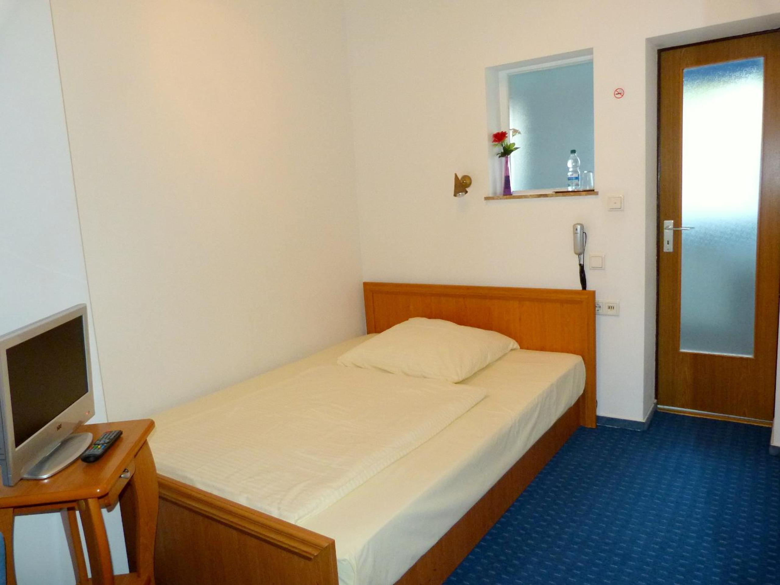 Single Room photo 1