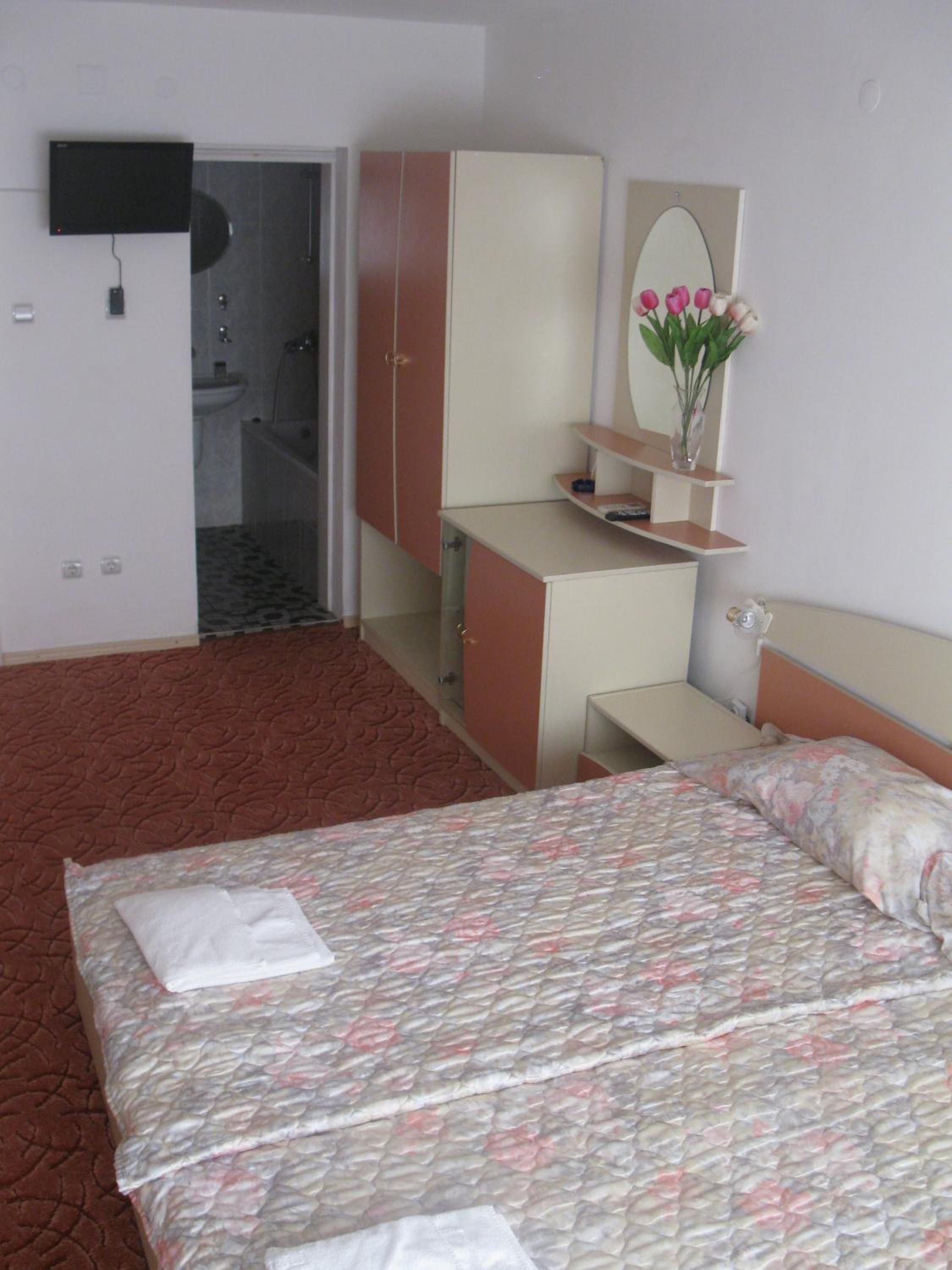 Economy Double or Twin Room - Photo 3
