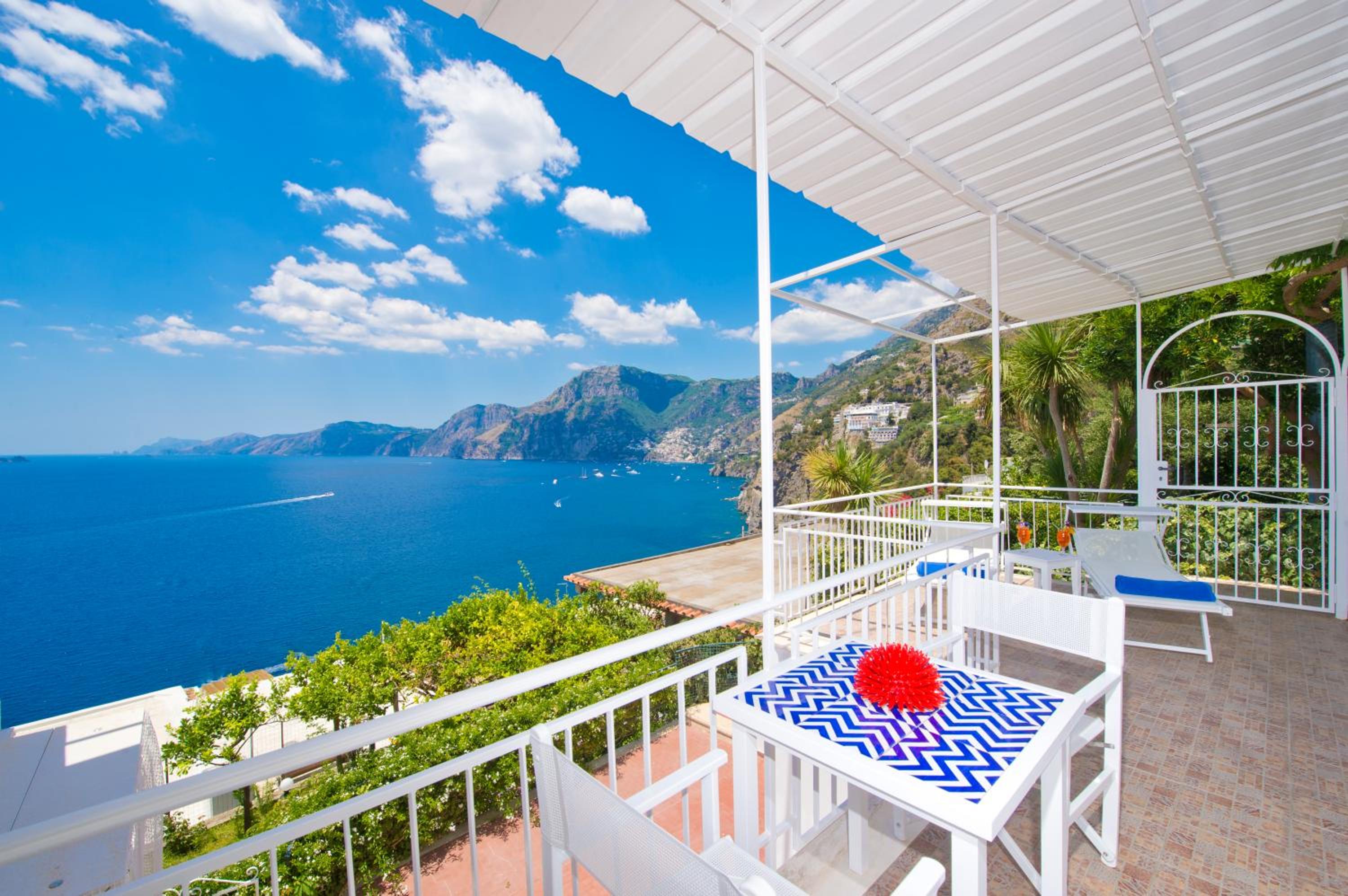 Double Room with Sea View - Photo 16