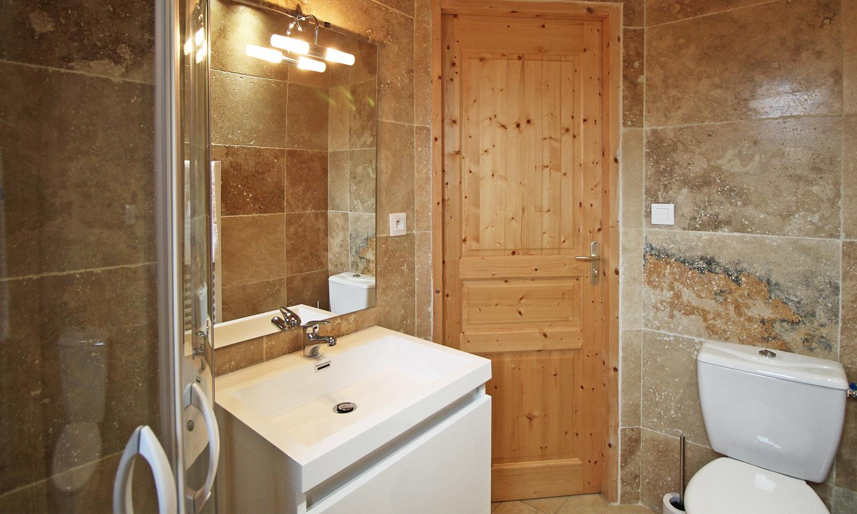 Superior Chalet photo 2