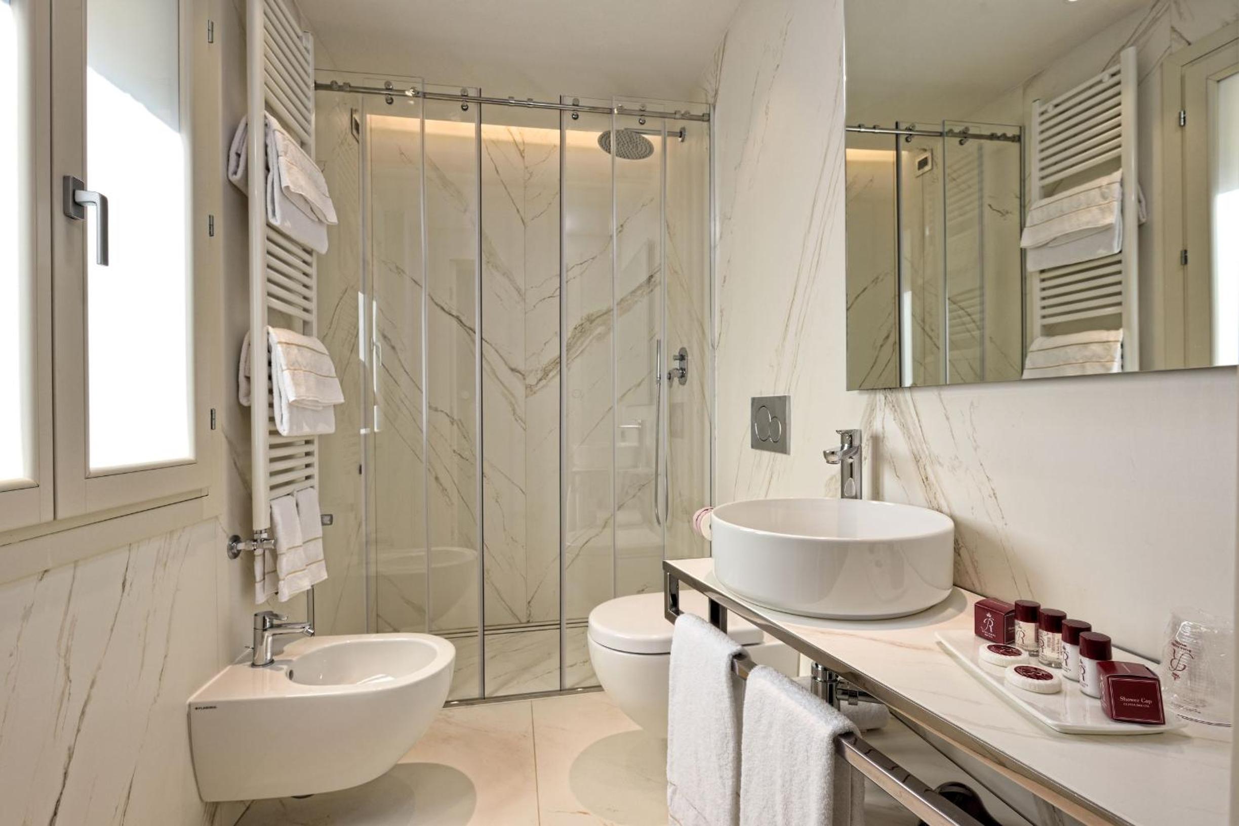 Superior Double Room - Photo 5